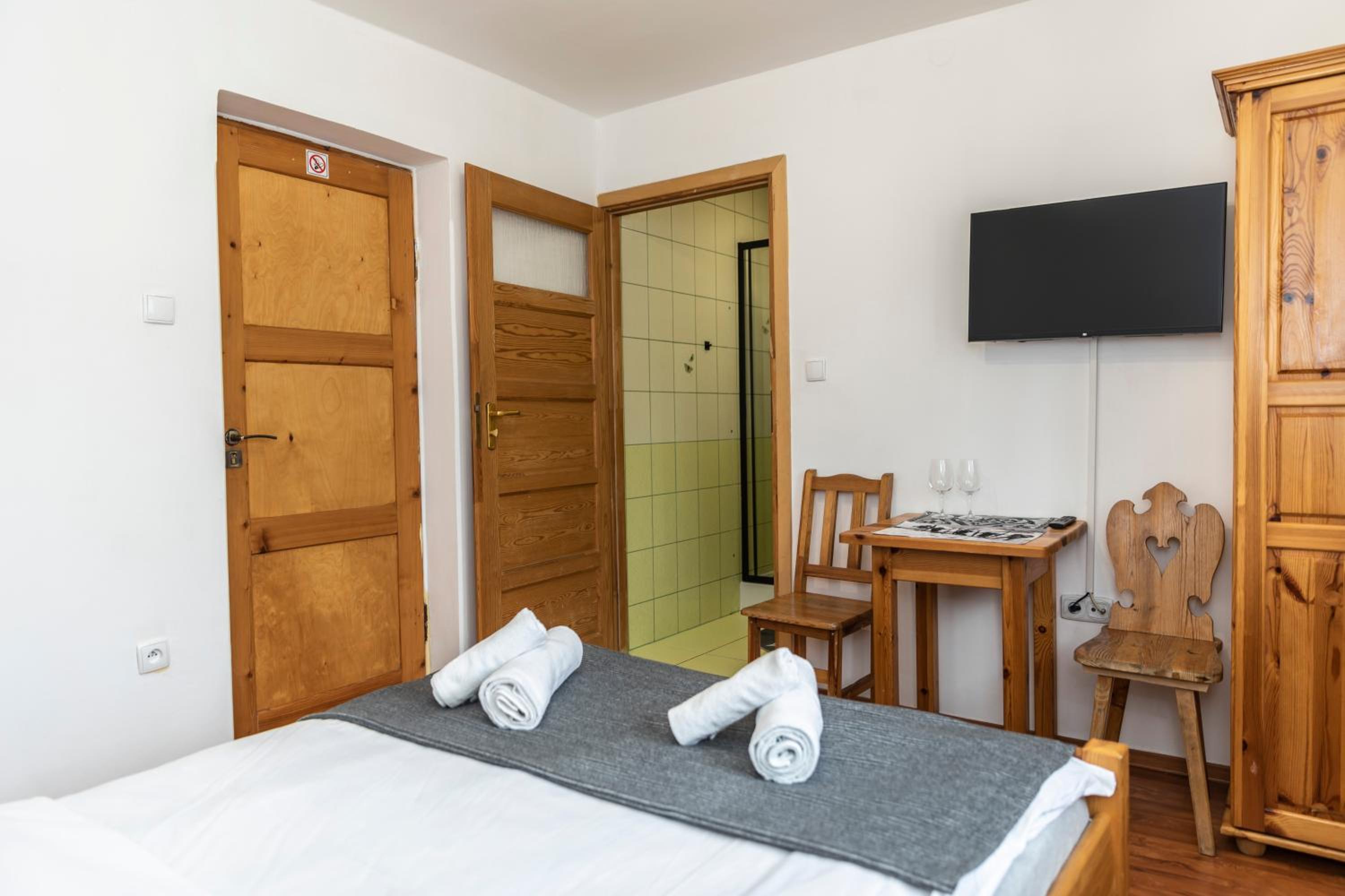 Double Room with Private Bathroom