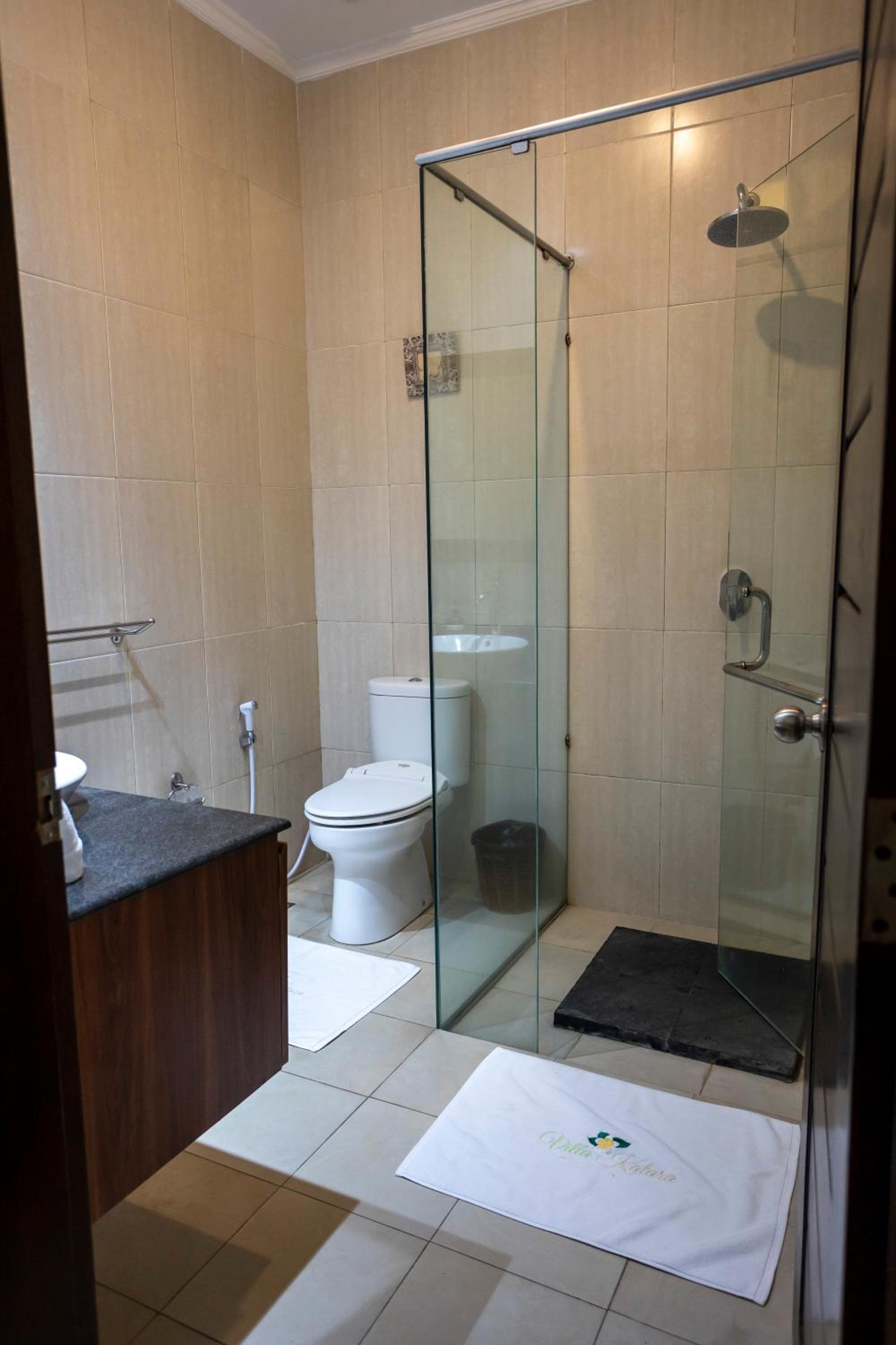 Three-Bedroom Villa - Photo 30