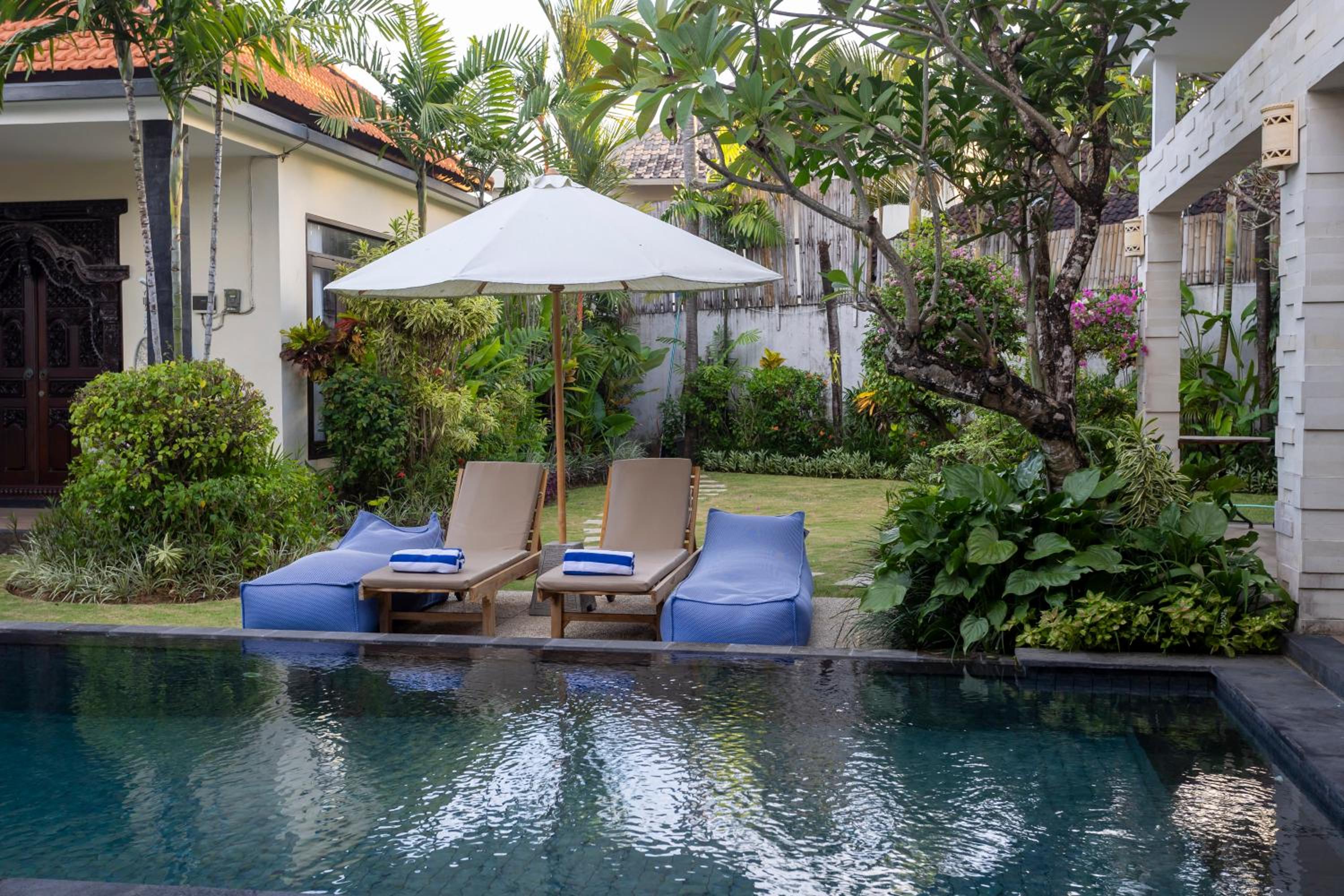 Three-Bedroom Villa - Photo 27