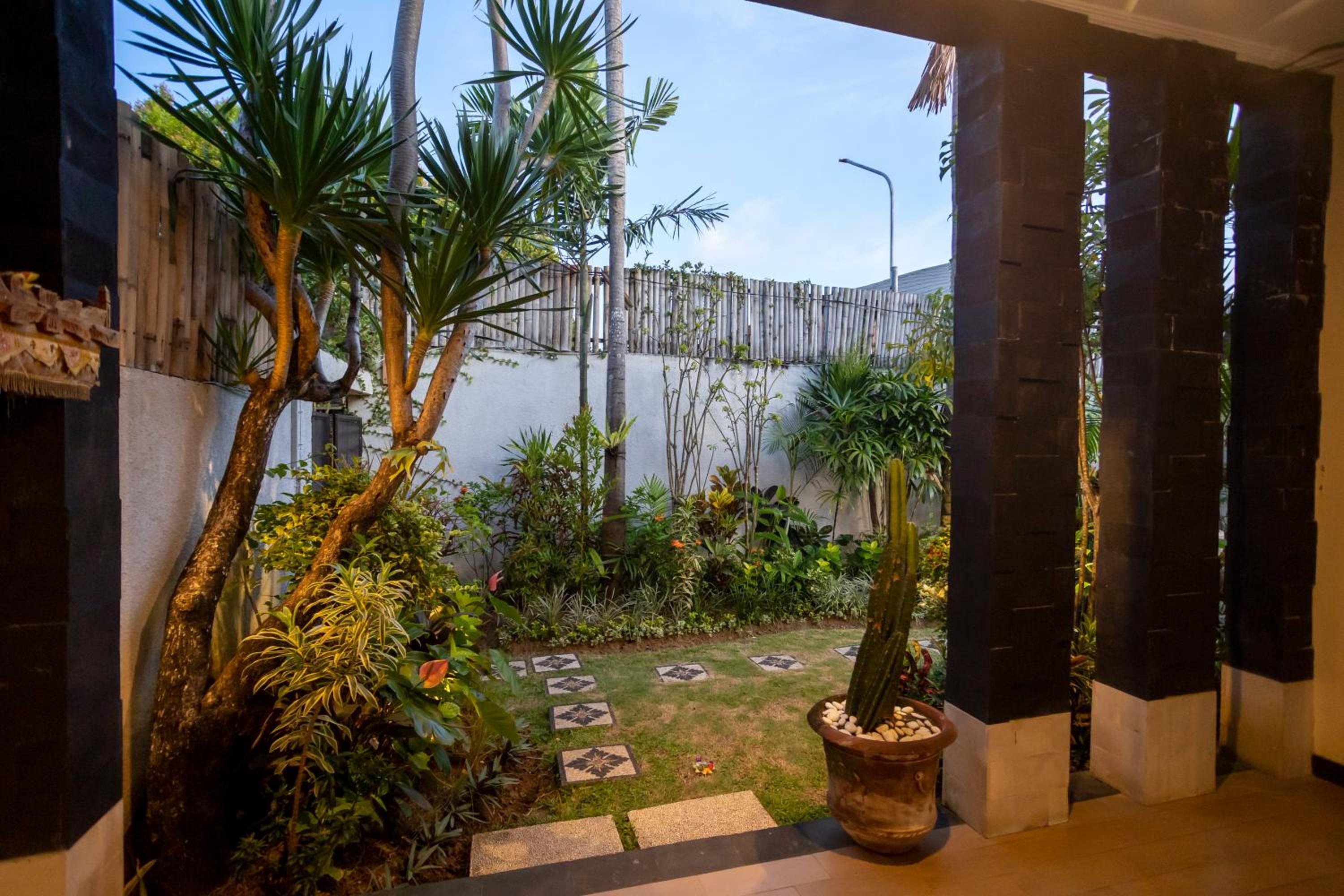 Three-Bedroom Villa - Photo 20