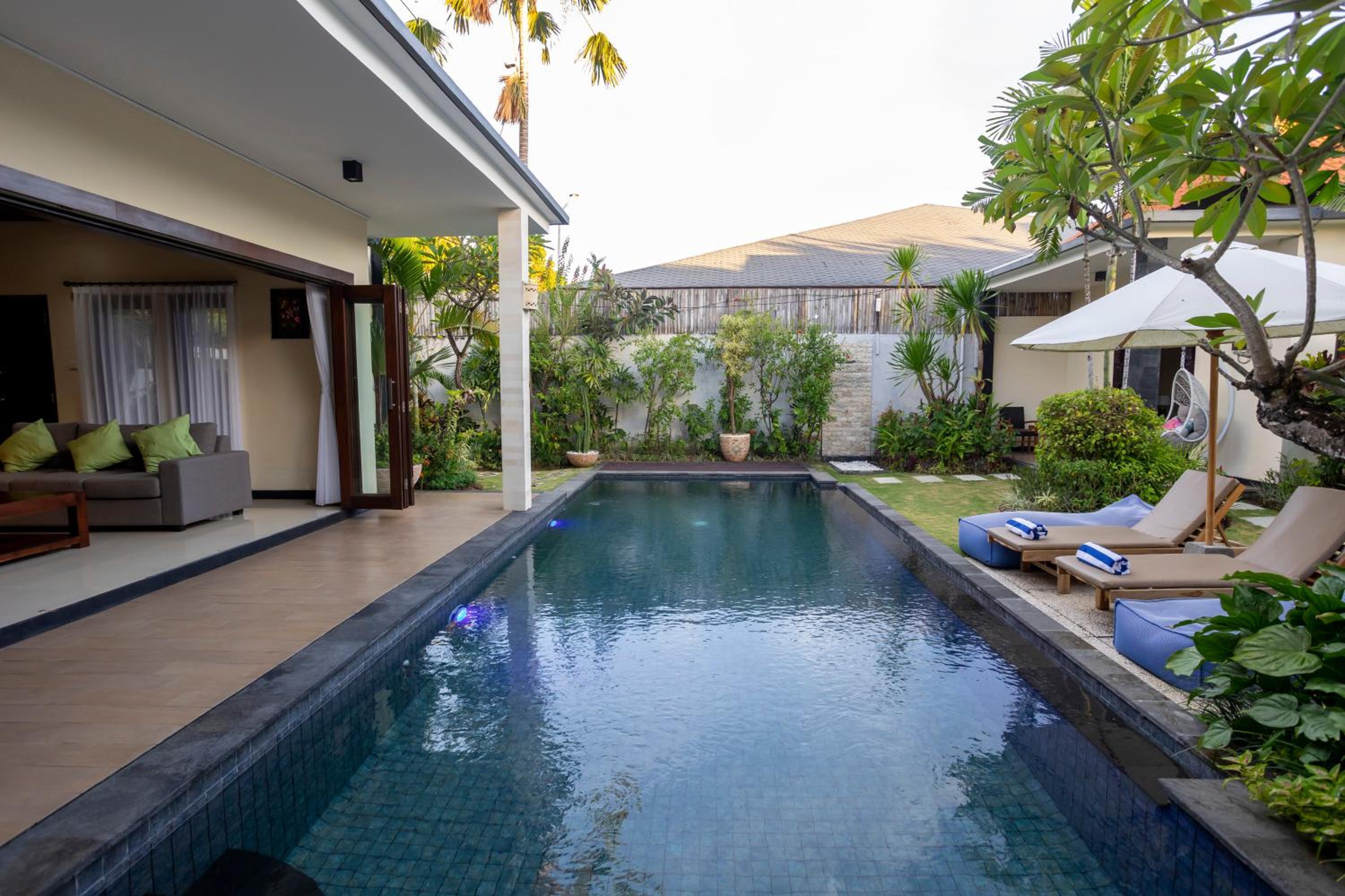 Three-Bedroom Villa - Photo 54
