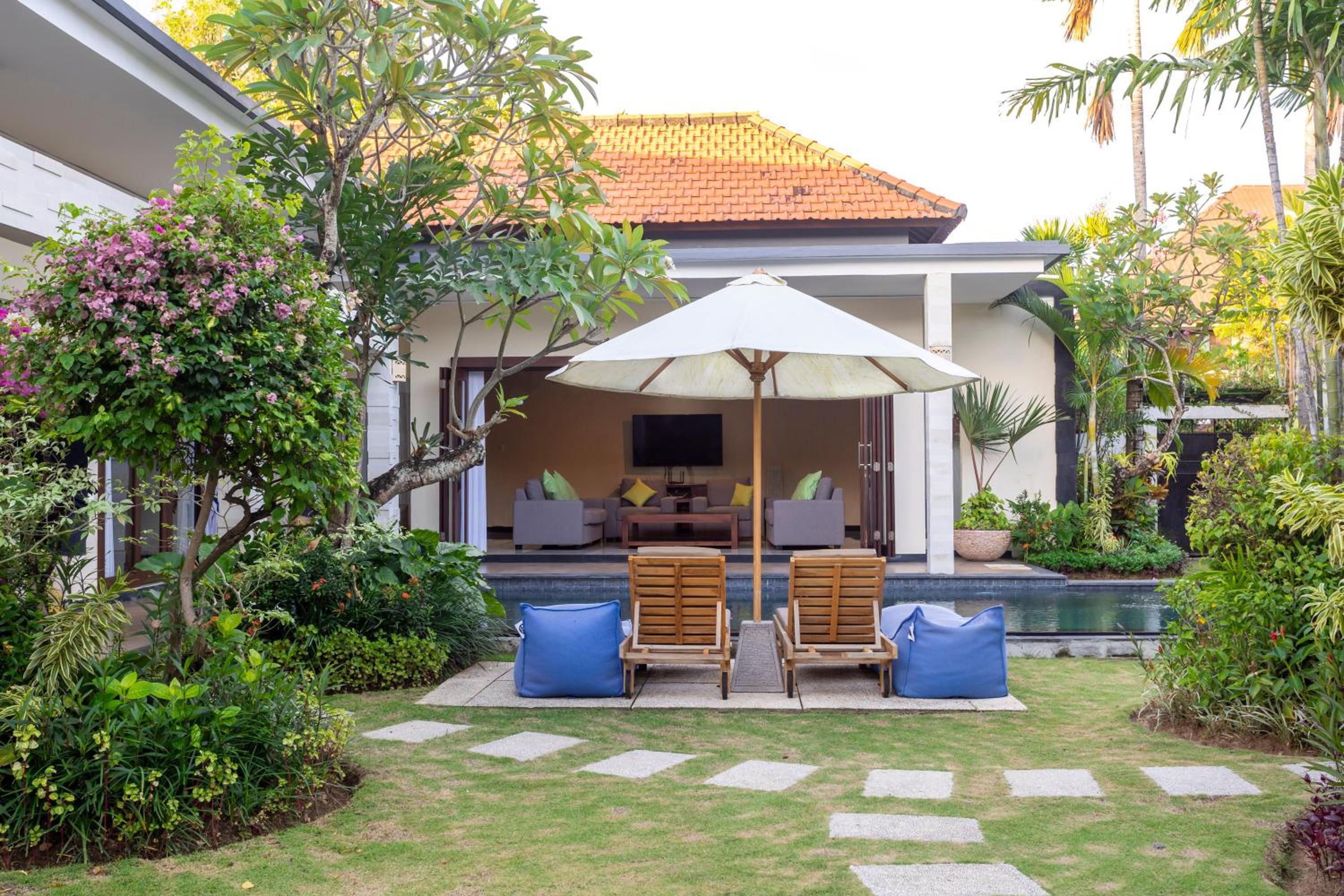 Three-Bedroom Villa - Photo 48