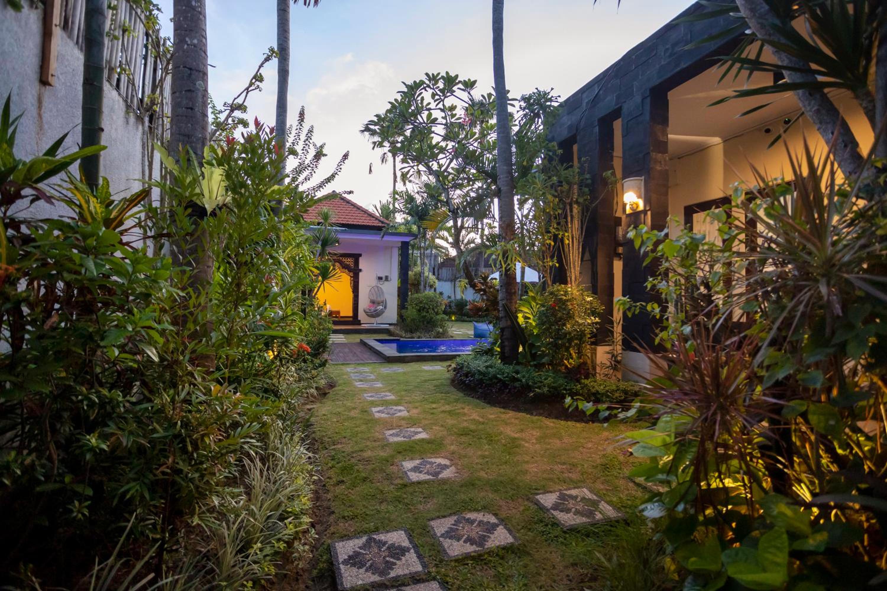 Three-Bedroom Villa - Photo 46