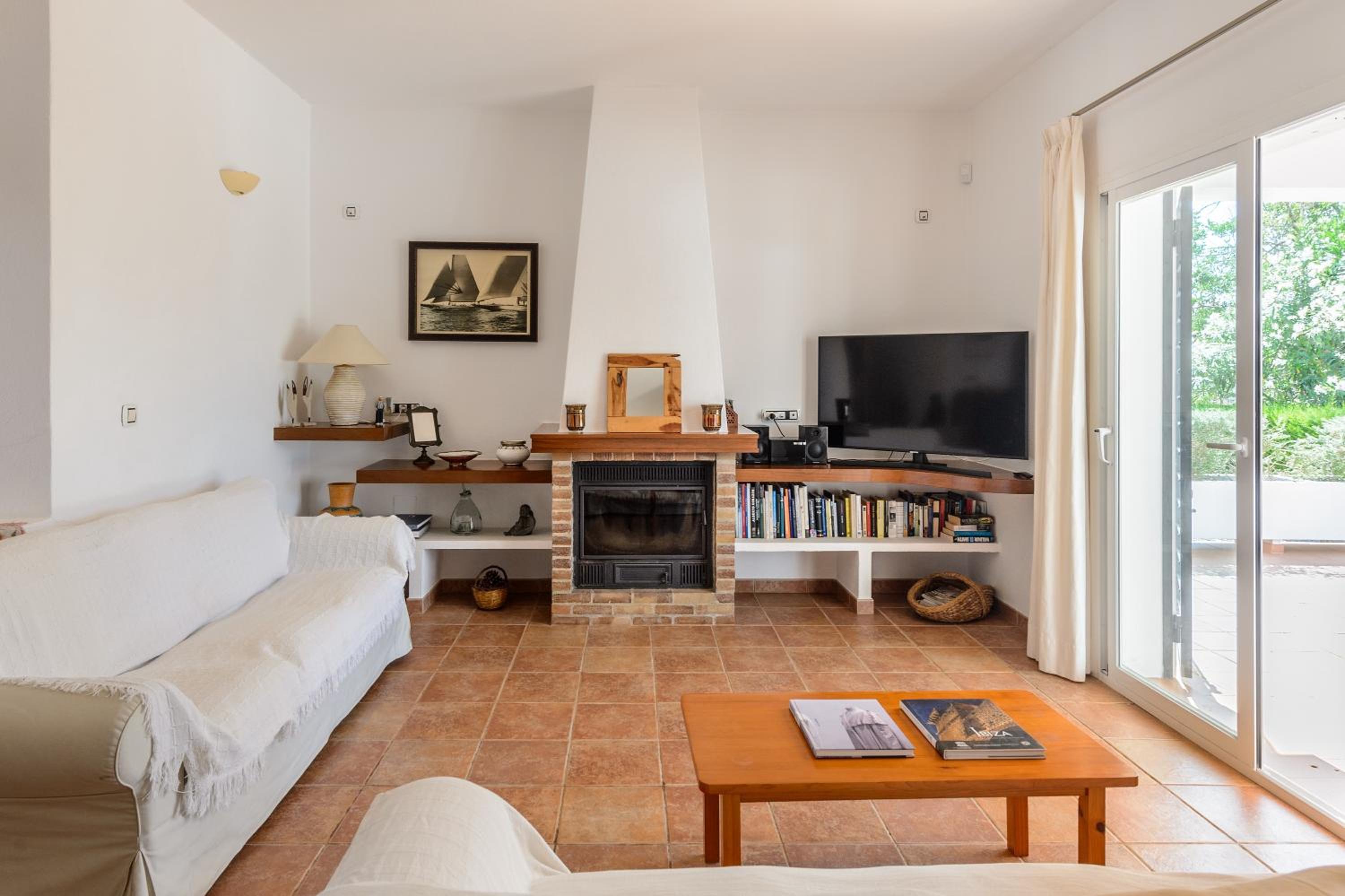 Villa with Garden View