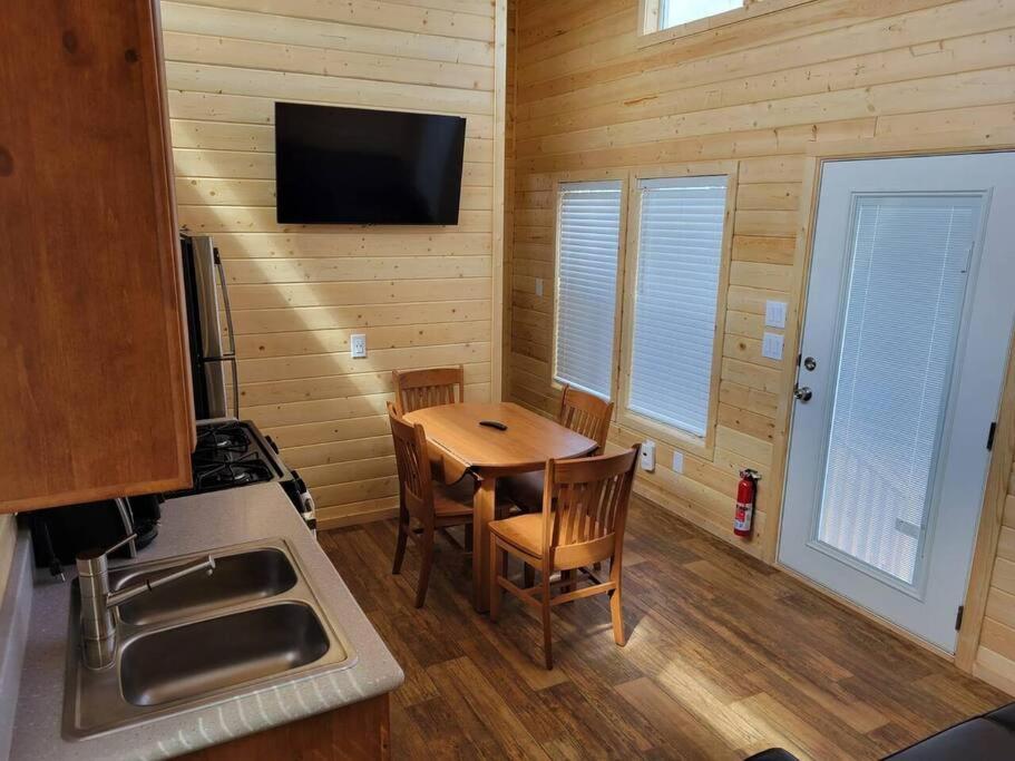 Three-Bedroom Chalet photo 2