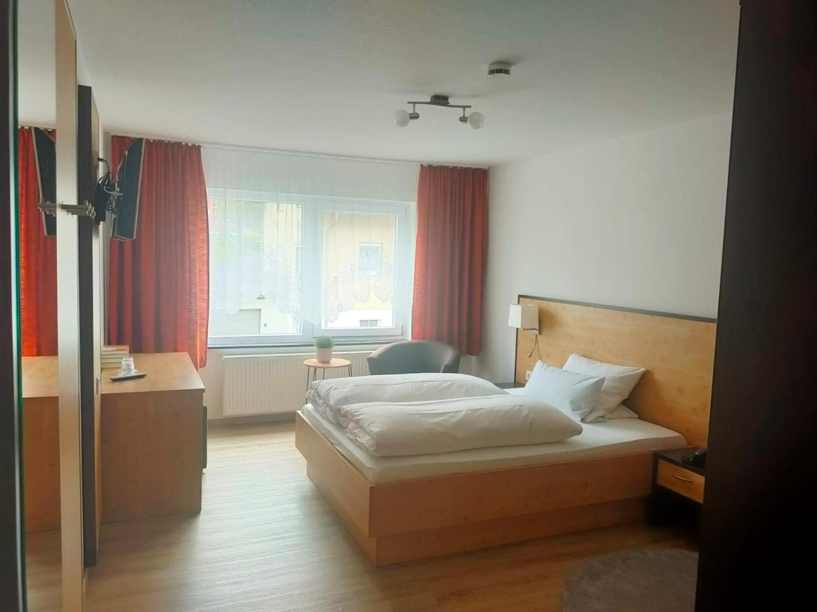Budget Double Room photo 2