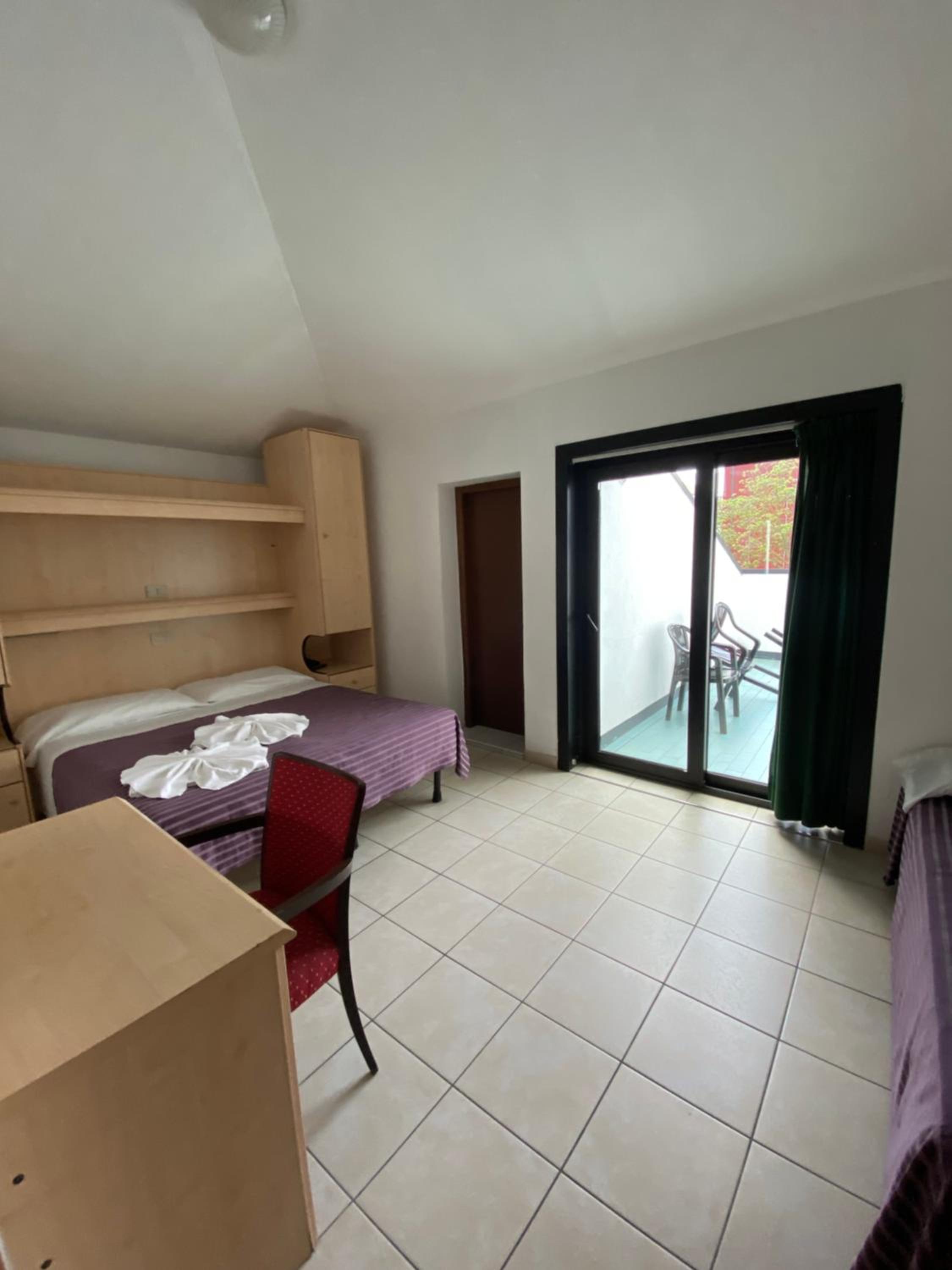 Economy Triple Room with Balcony