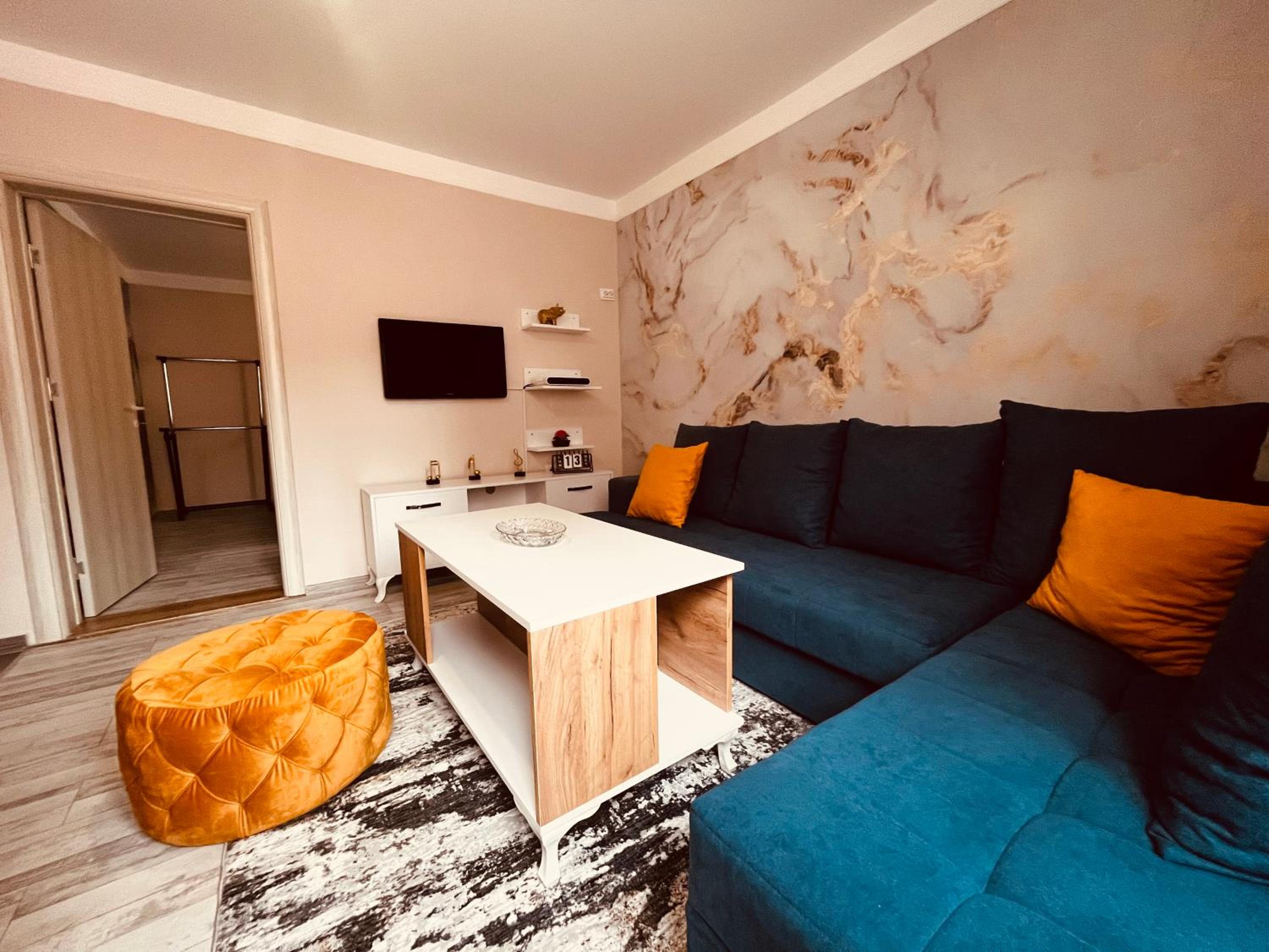 Apartment photo 1