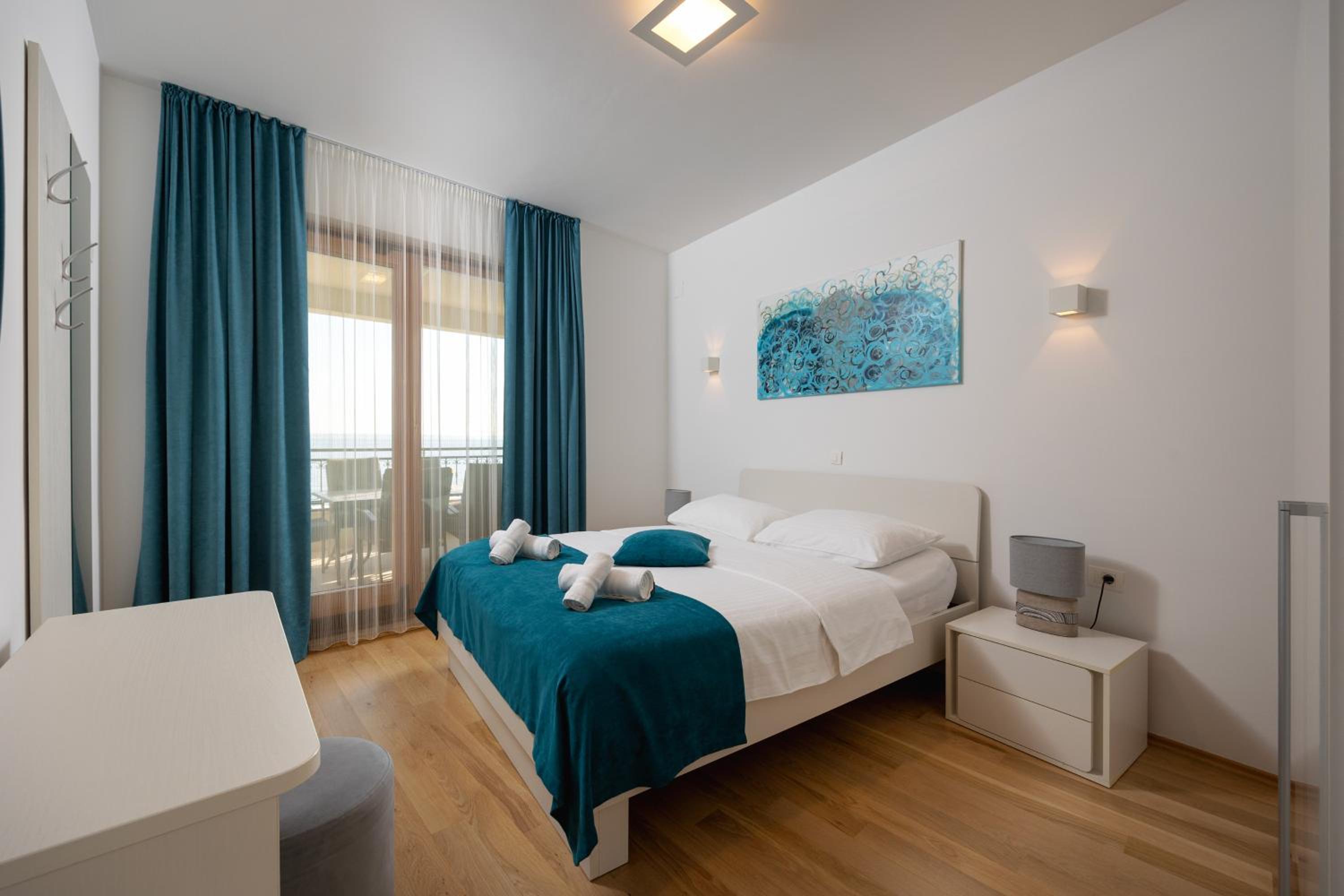 Deluxe Apartment with Sea View photo 1