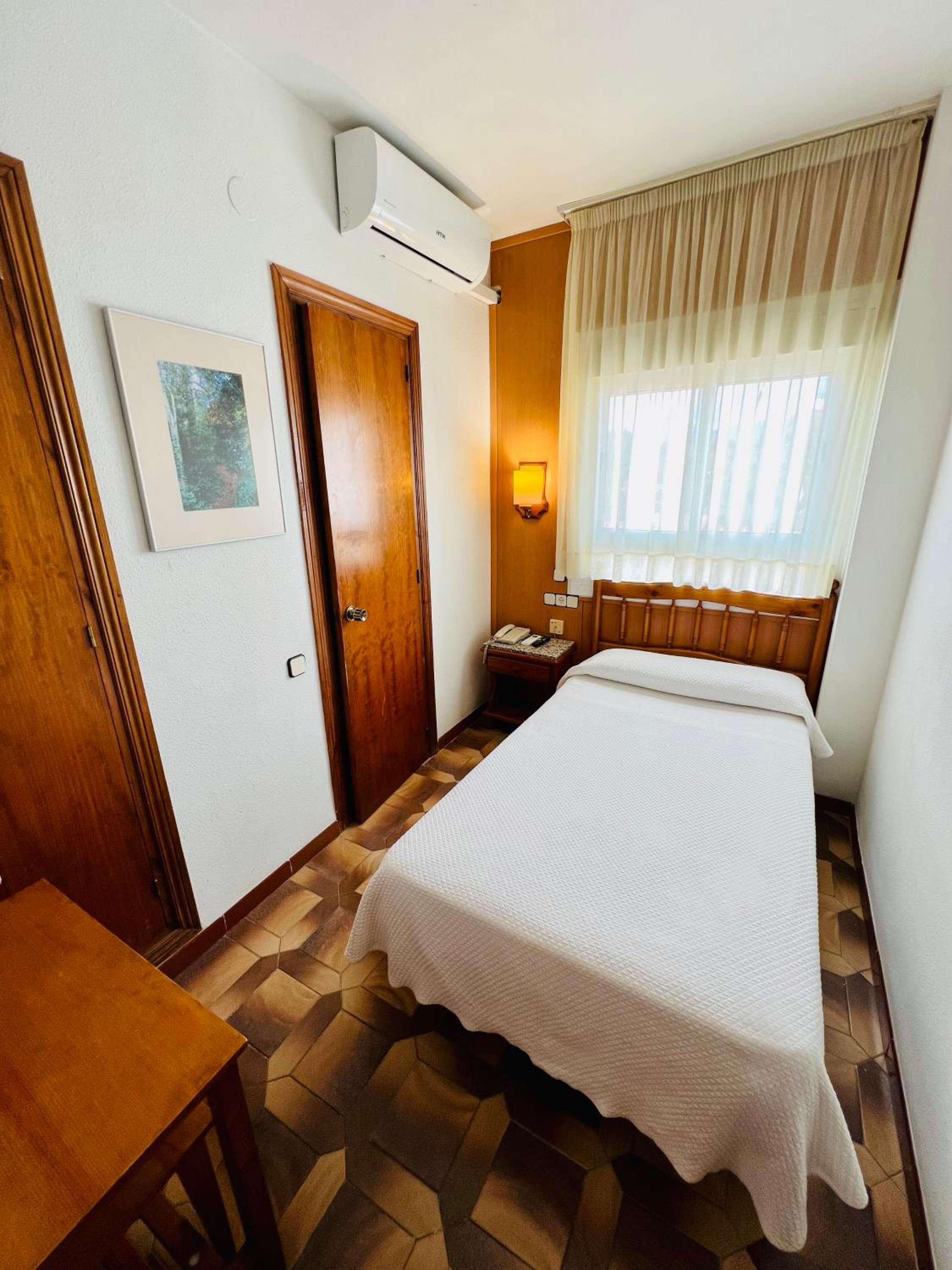 Habitación Individual Económica