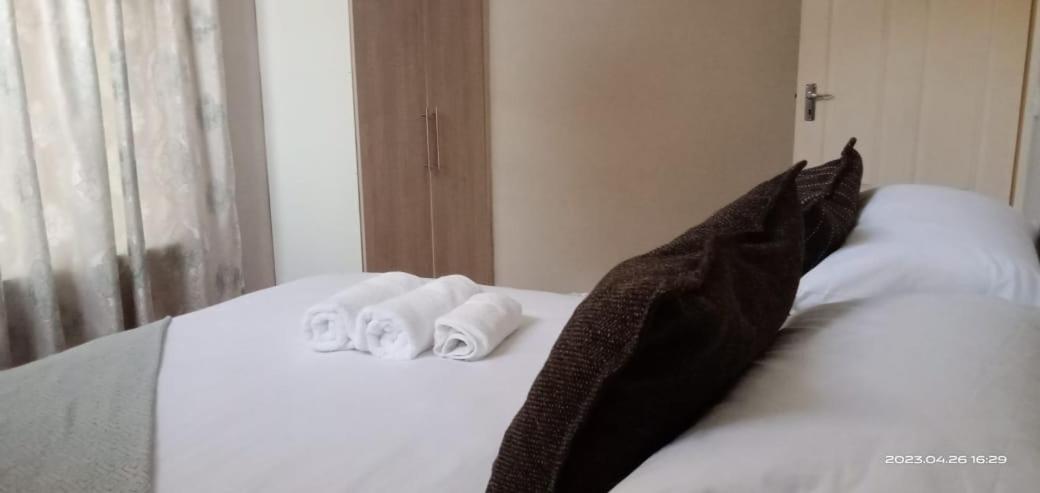 Double or Twin Room with Shower photo 3