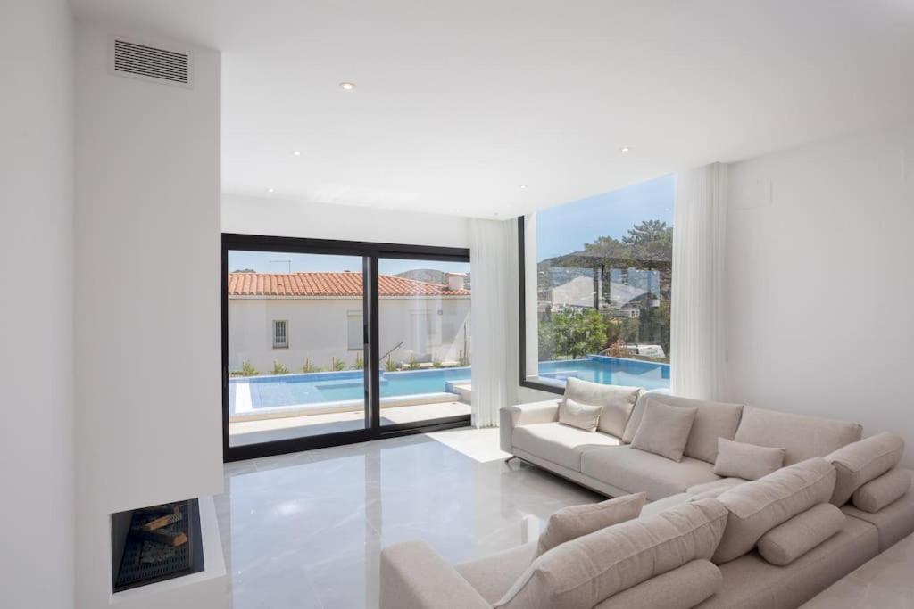 Casa de cuatro habitaciones