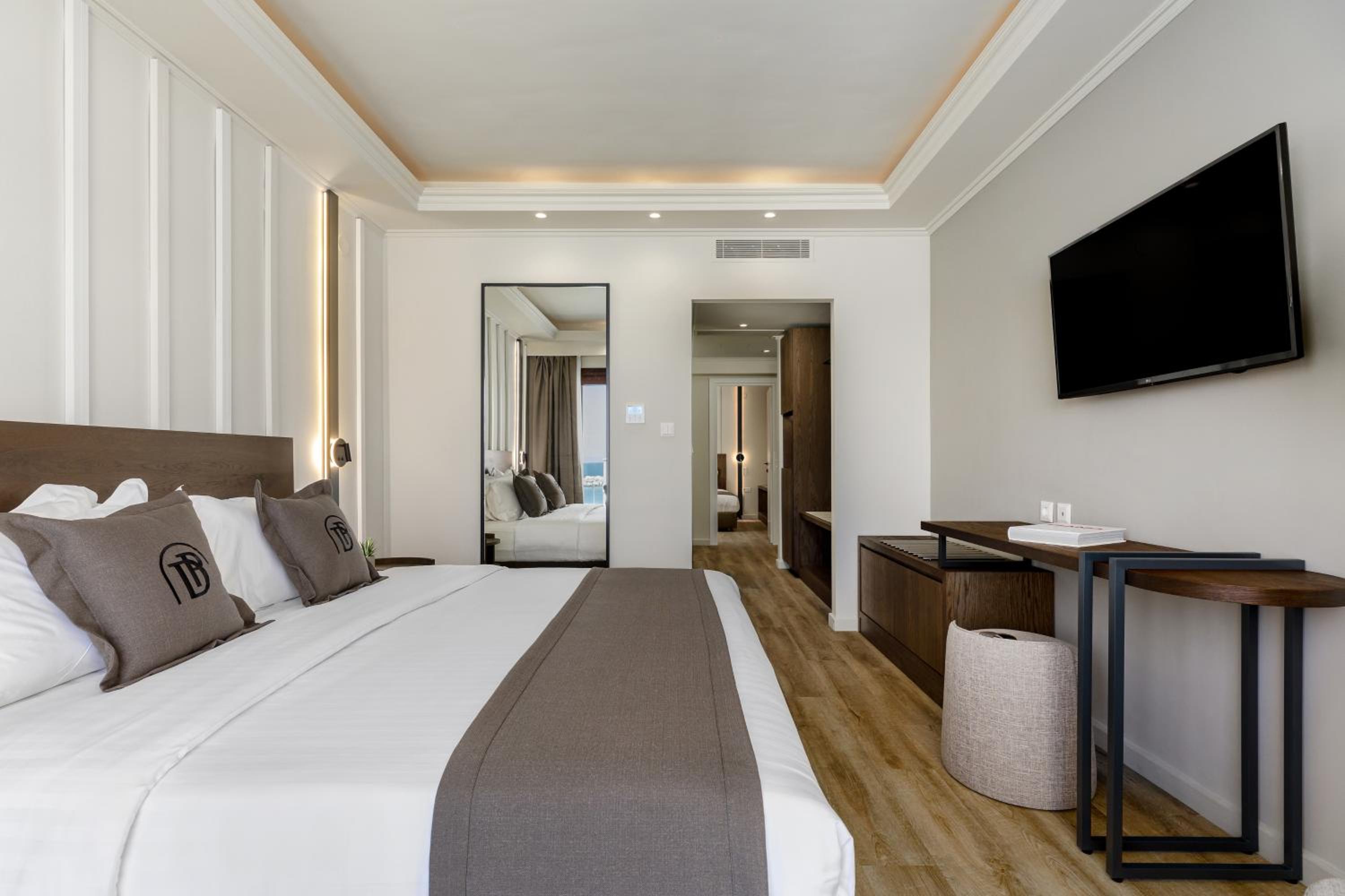 Deluxe Suite - Photo 4