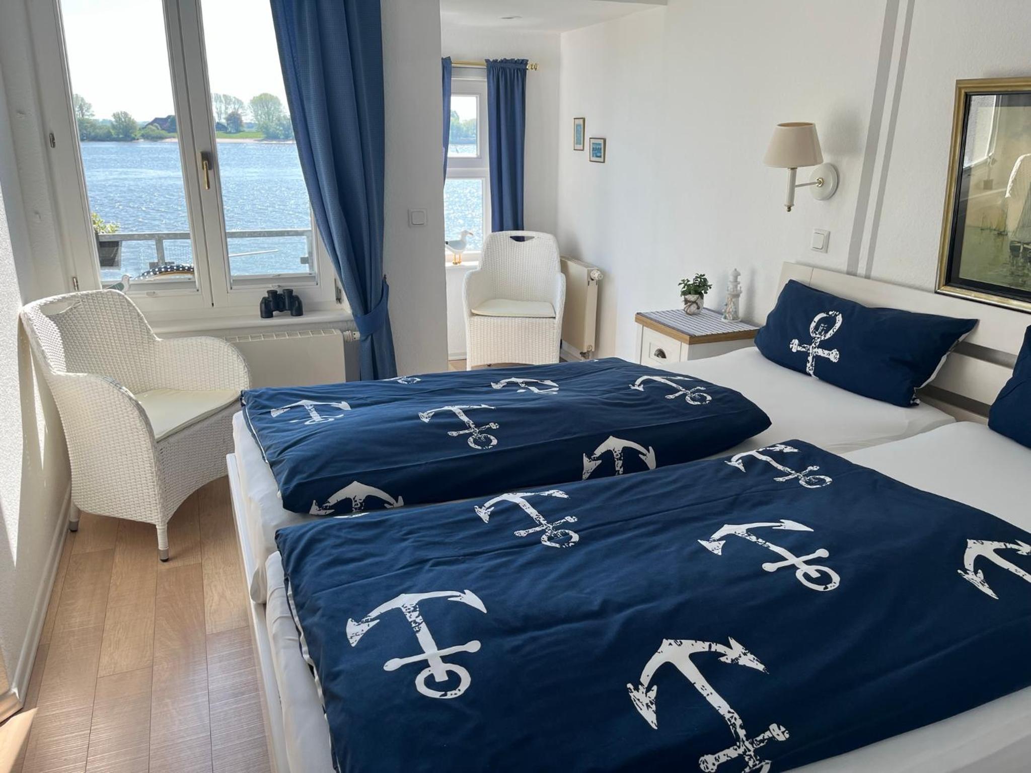 Double Room with Balcony - Photo 1