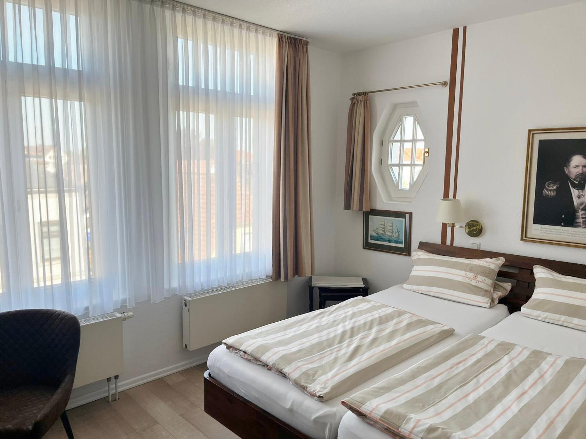 Double Room - Photo 8