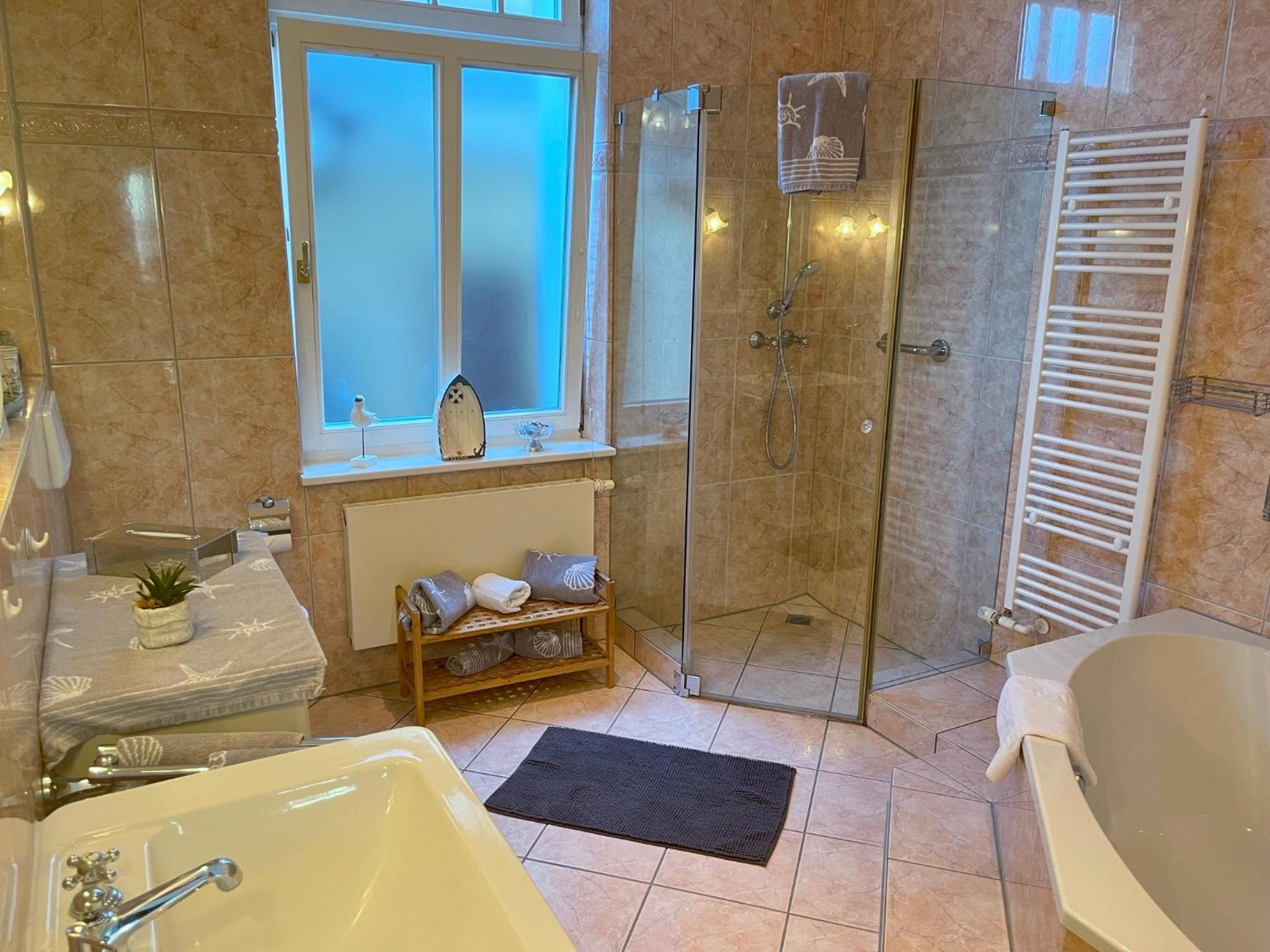 Apartment with Terrace photo 2