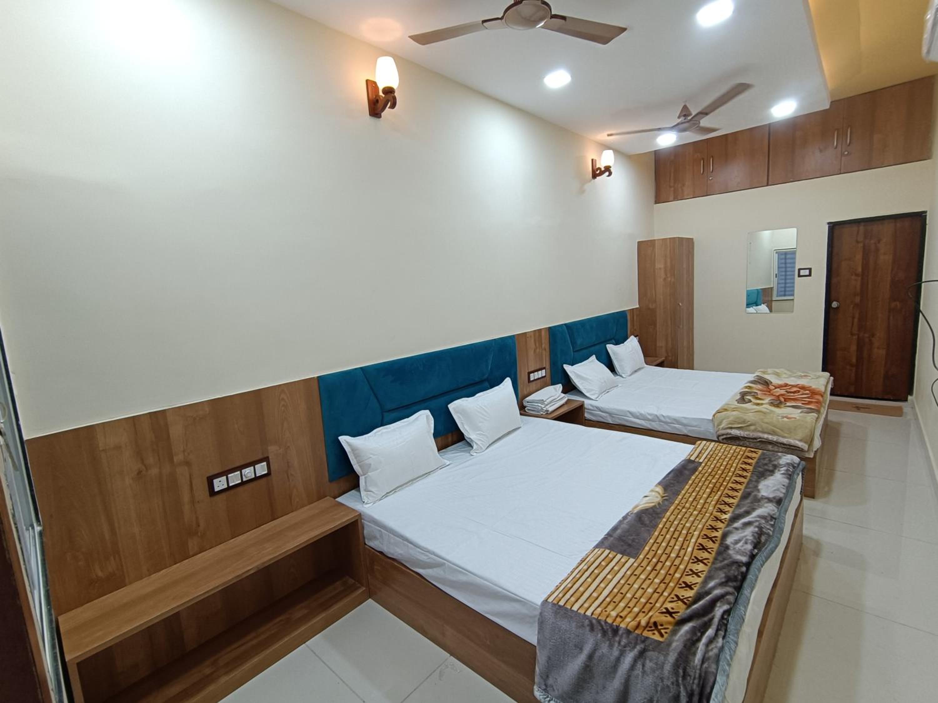 Double or Twin Room photo 1