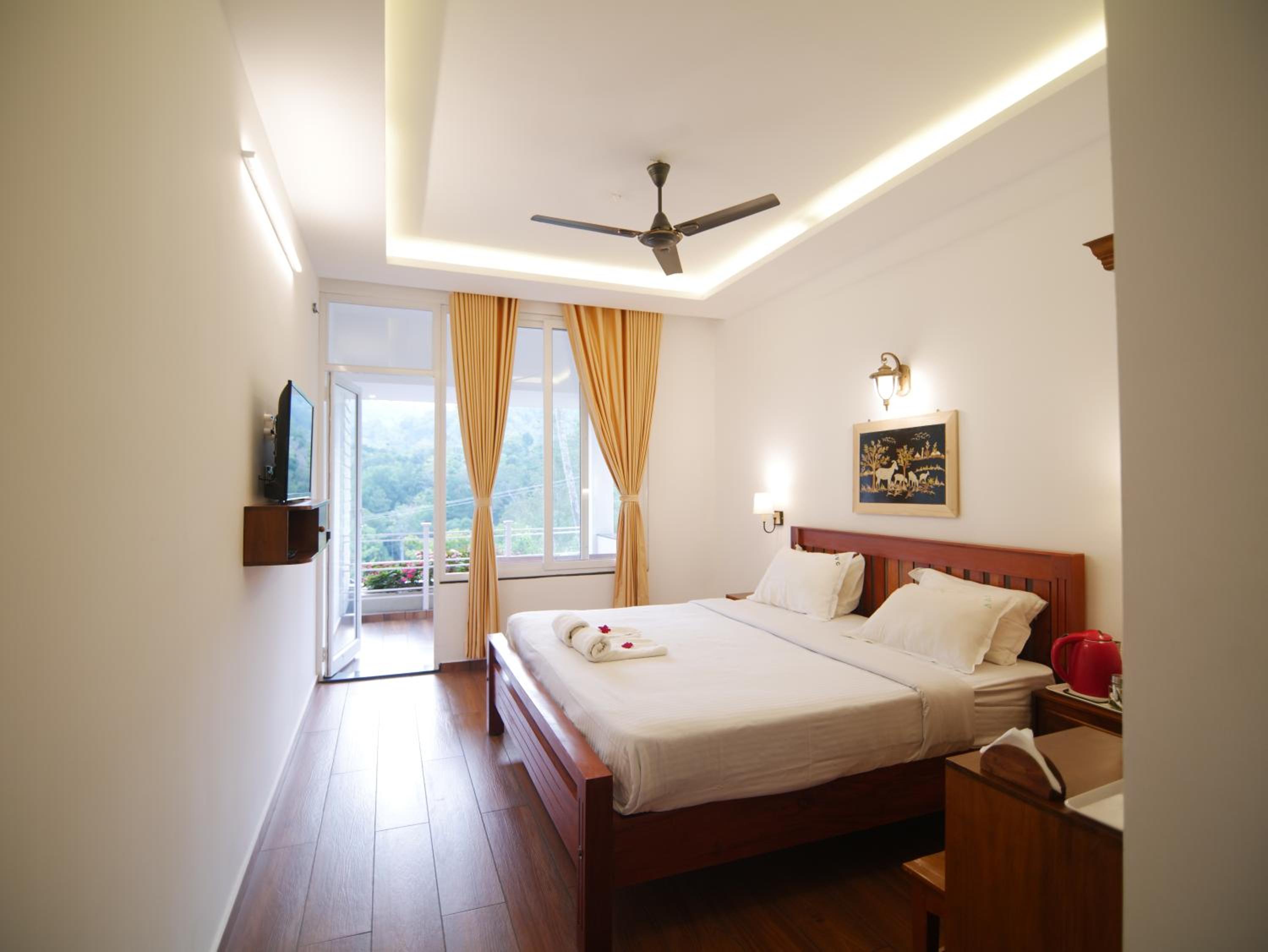 Deluxe Double or Twin Room with River View photo 2