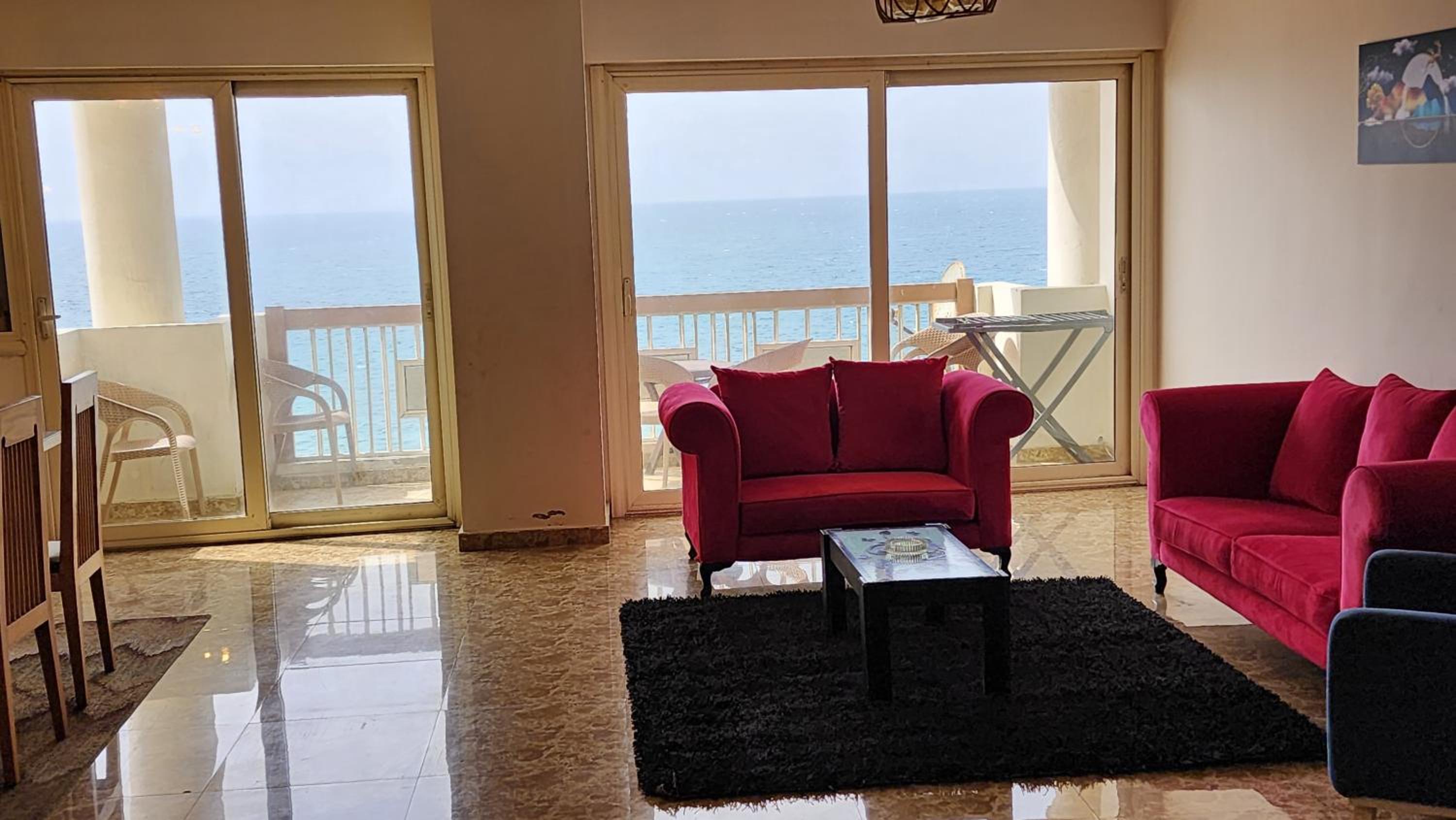 Apartment with Sea View - Photo 11