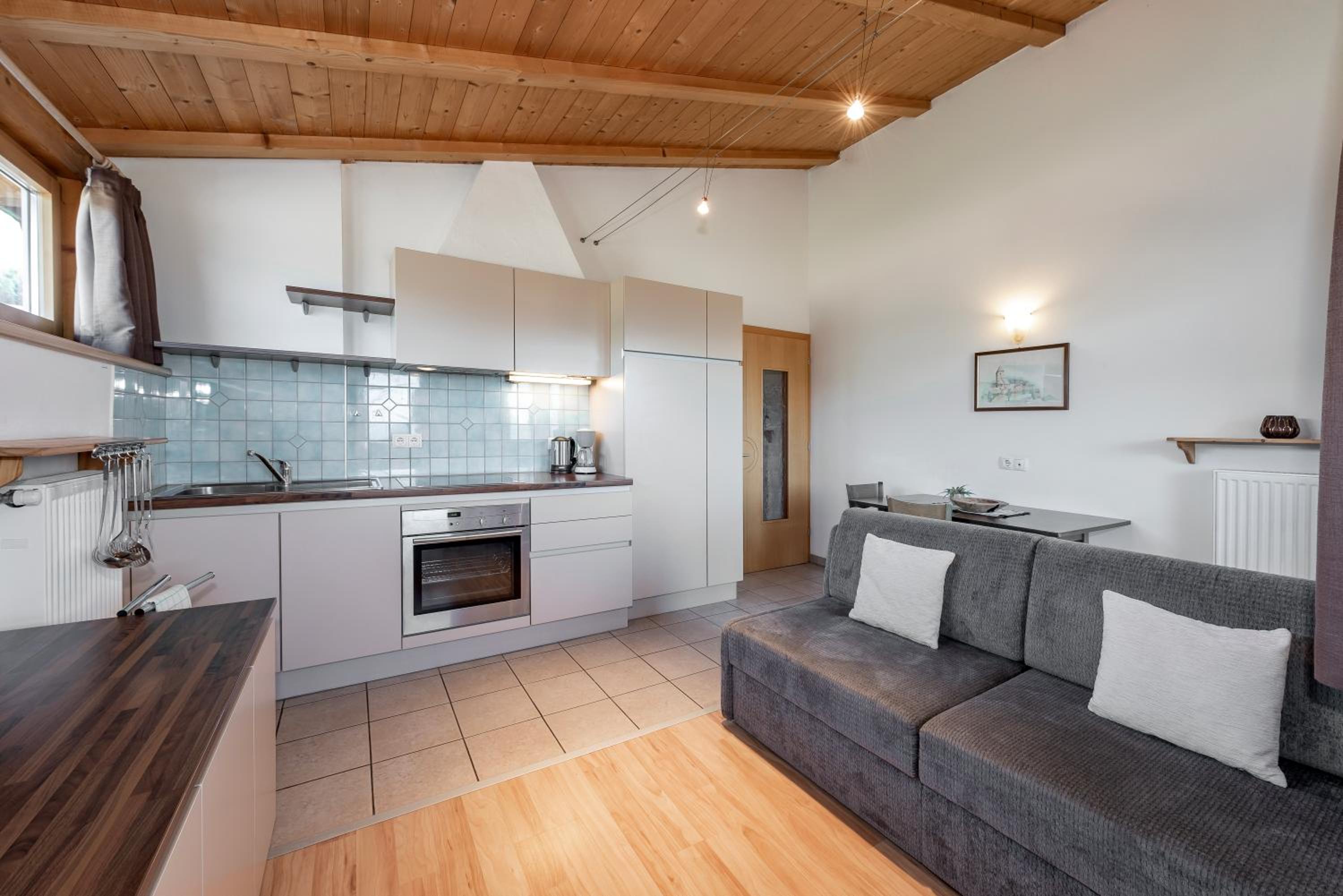 One-Bedroom Apartment with Balcony photo 2