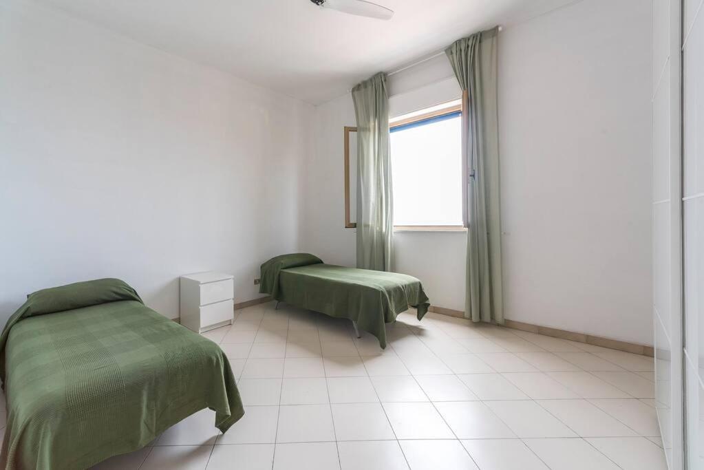 Three-Bedroom Apartment photo 1