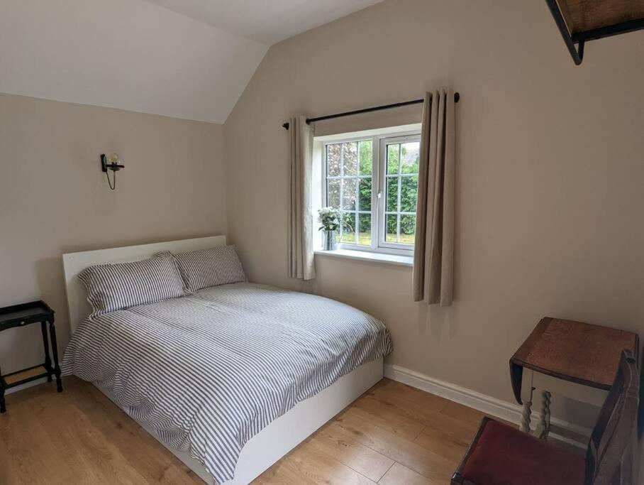Studio Apartment photo 2