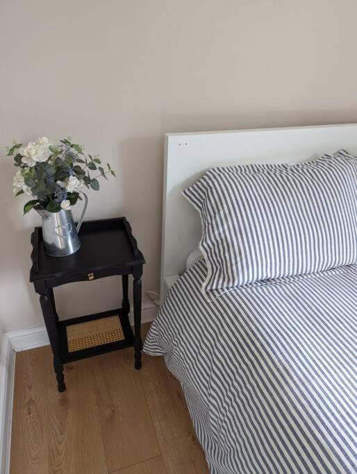 Studio Apartment photo 1