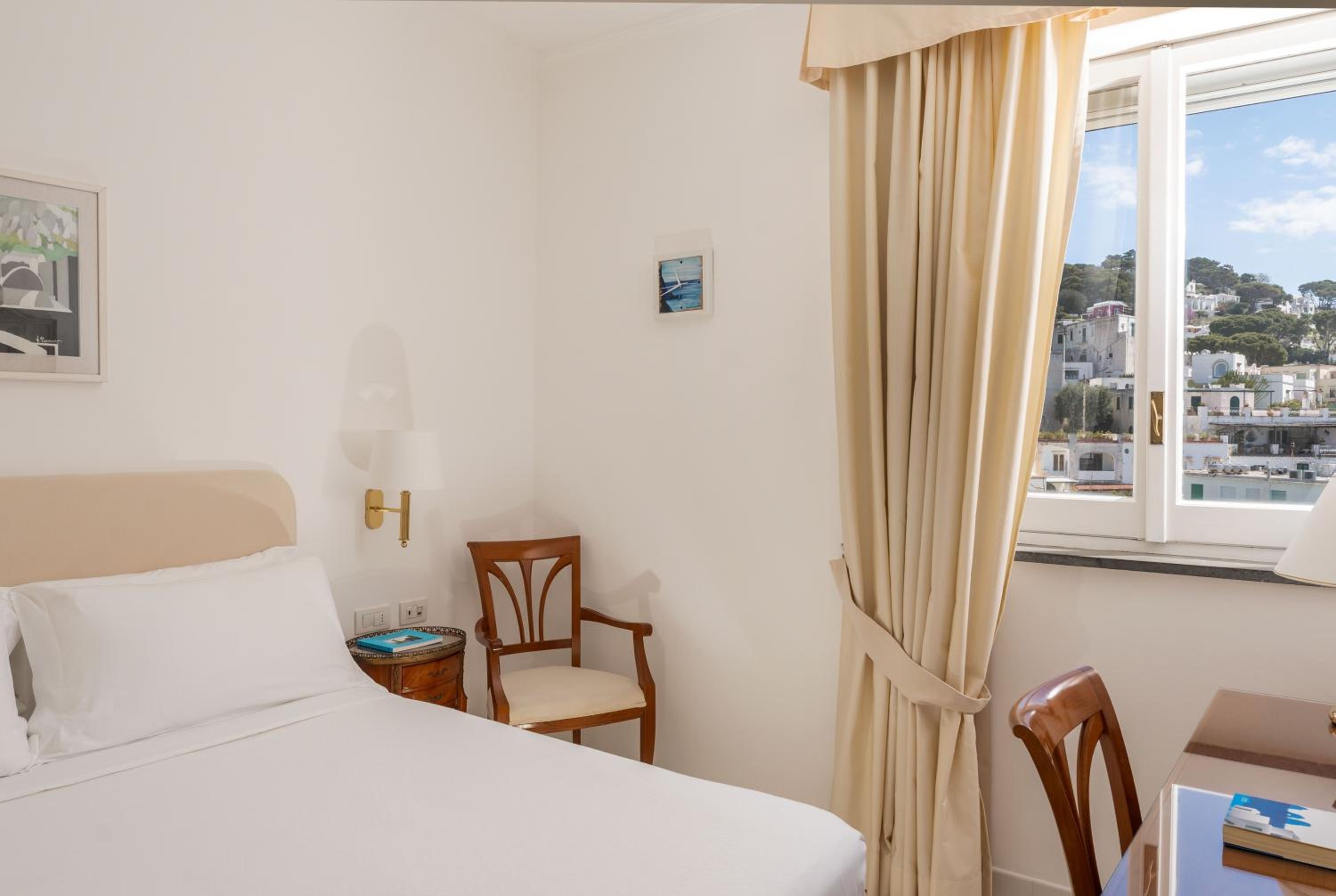 Classic Double or Twin Room - Photo 1