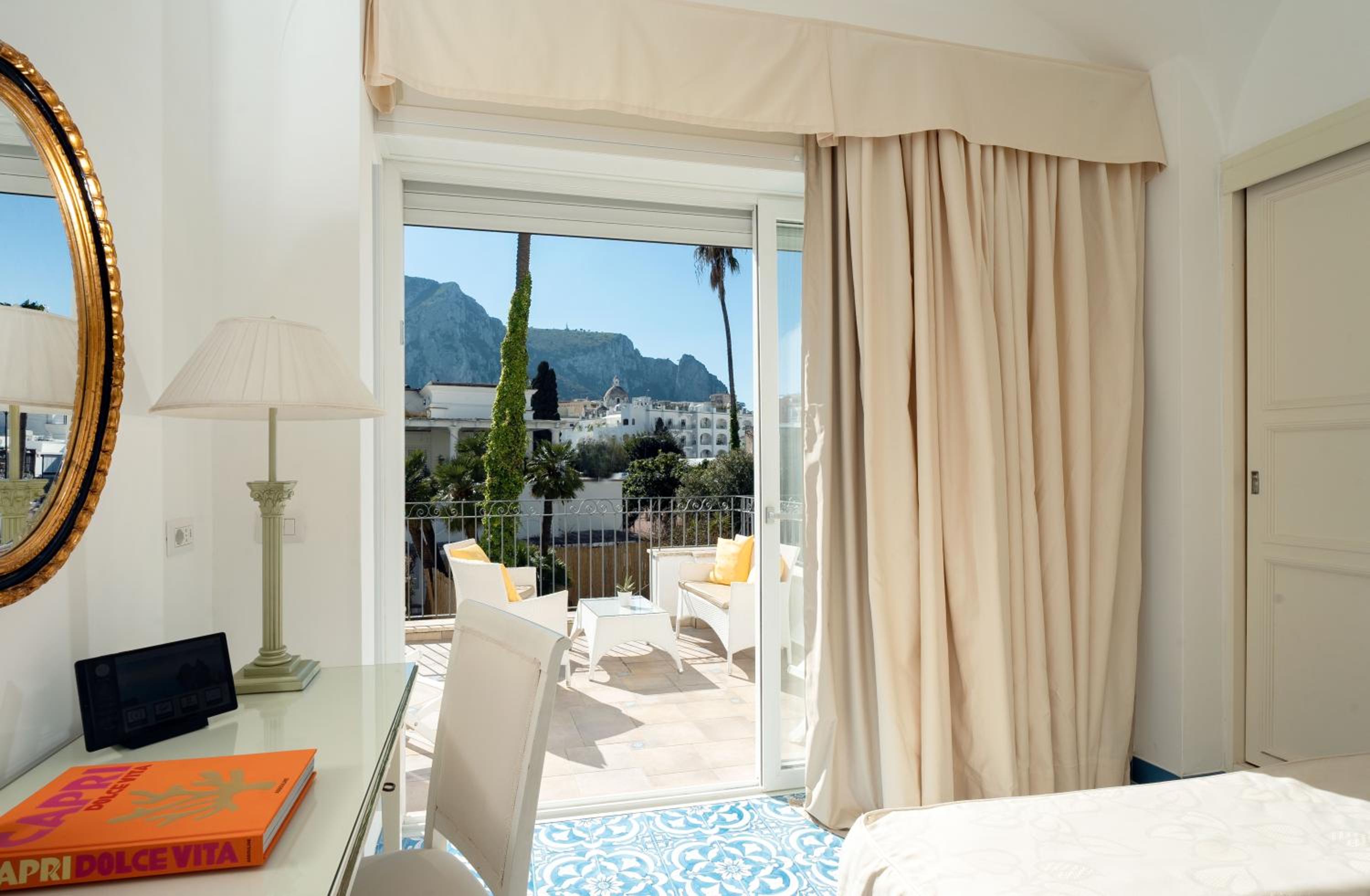 Triple Room with Garden View - Photo 5