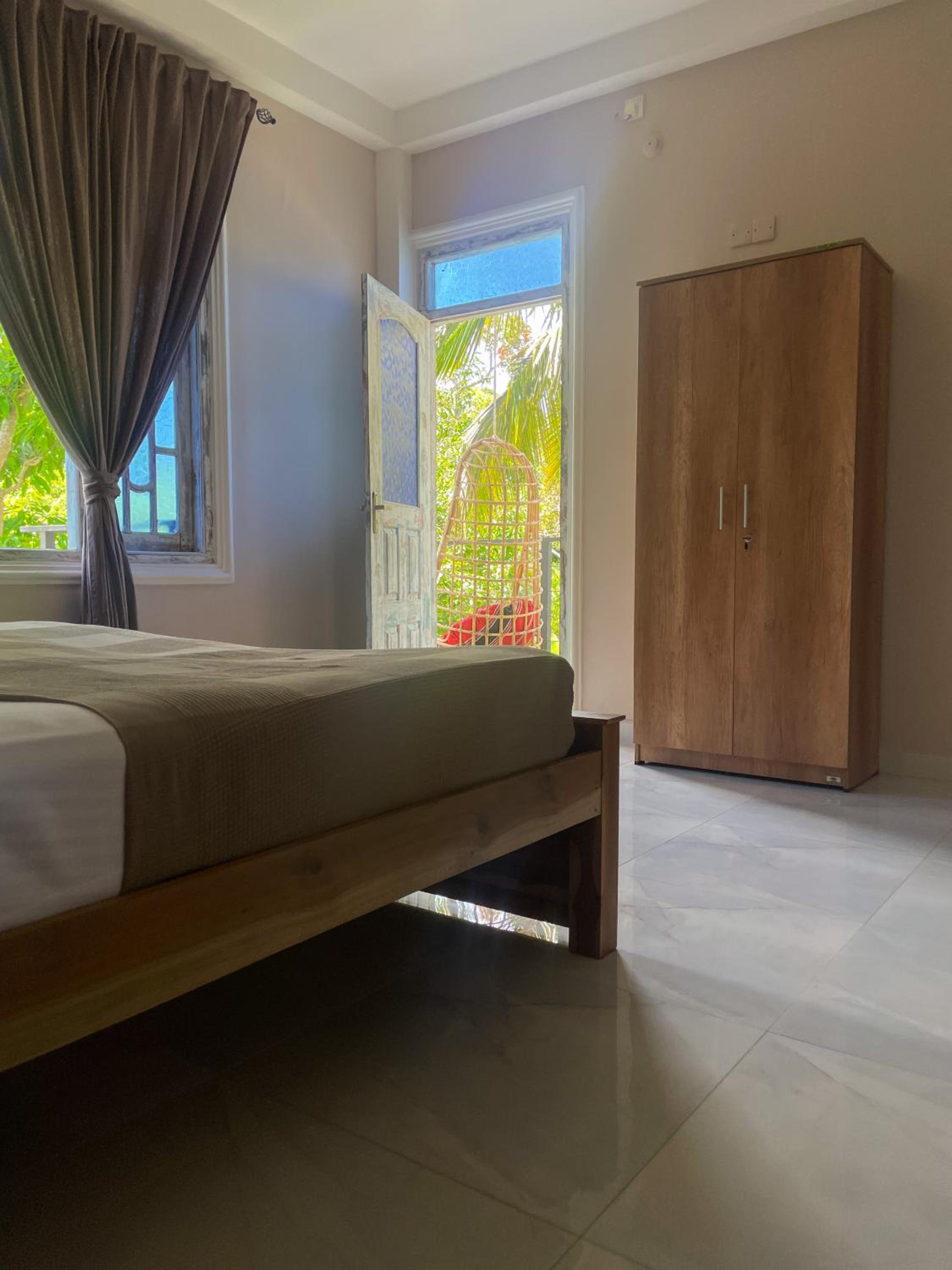 Deluxe Double Room with Balcony photo 3