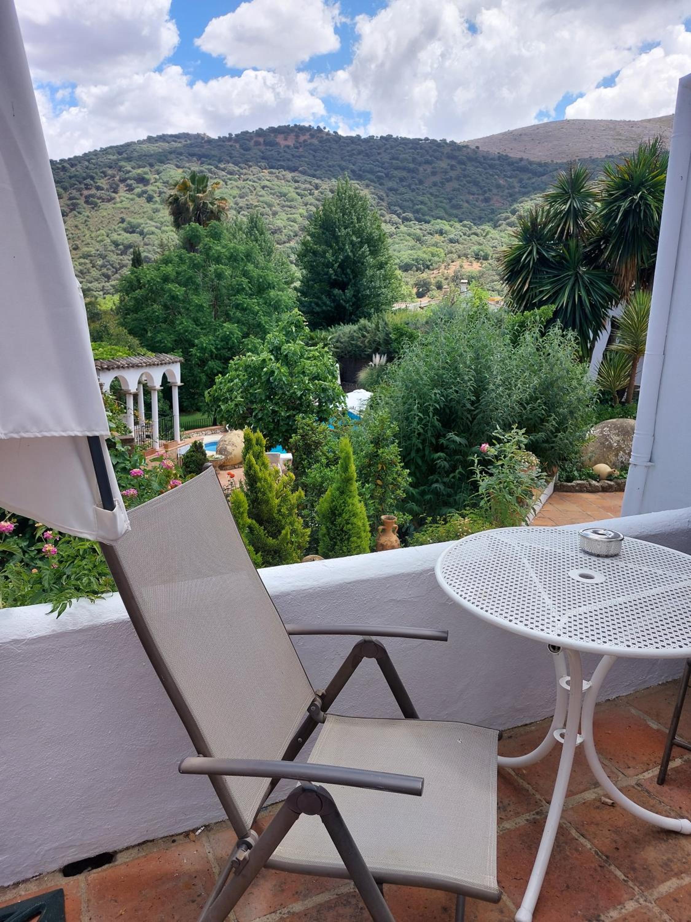Family Room with Terrace photo 3