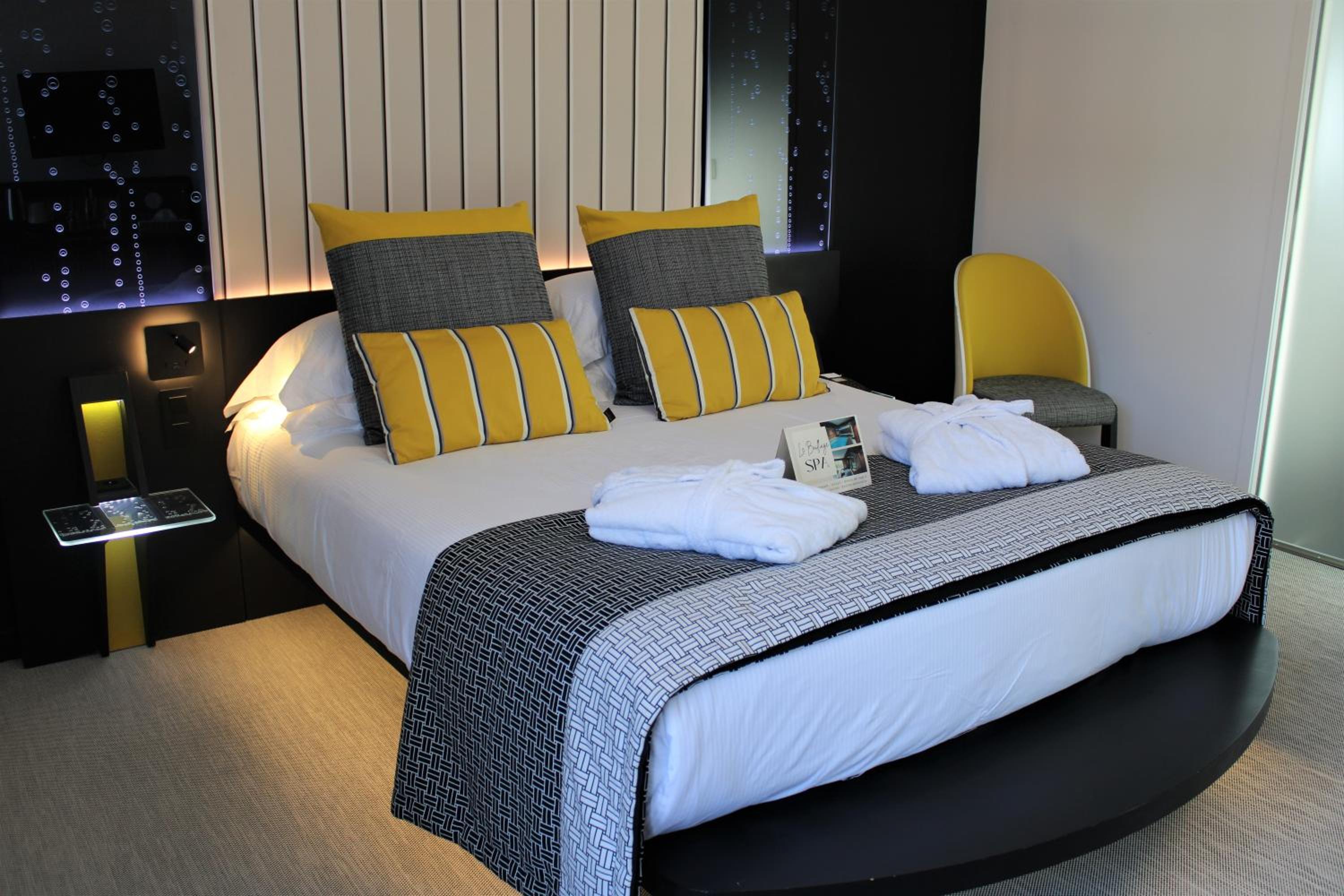 Comfort Room - Photo 9