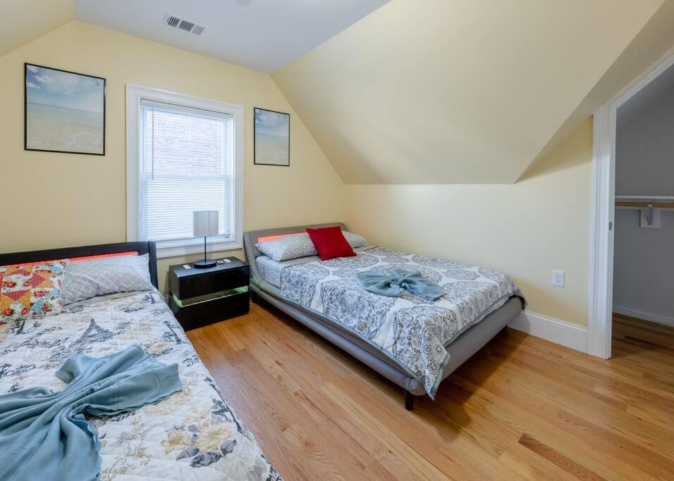 Four-Bedroom Apartment photo 3