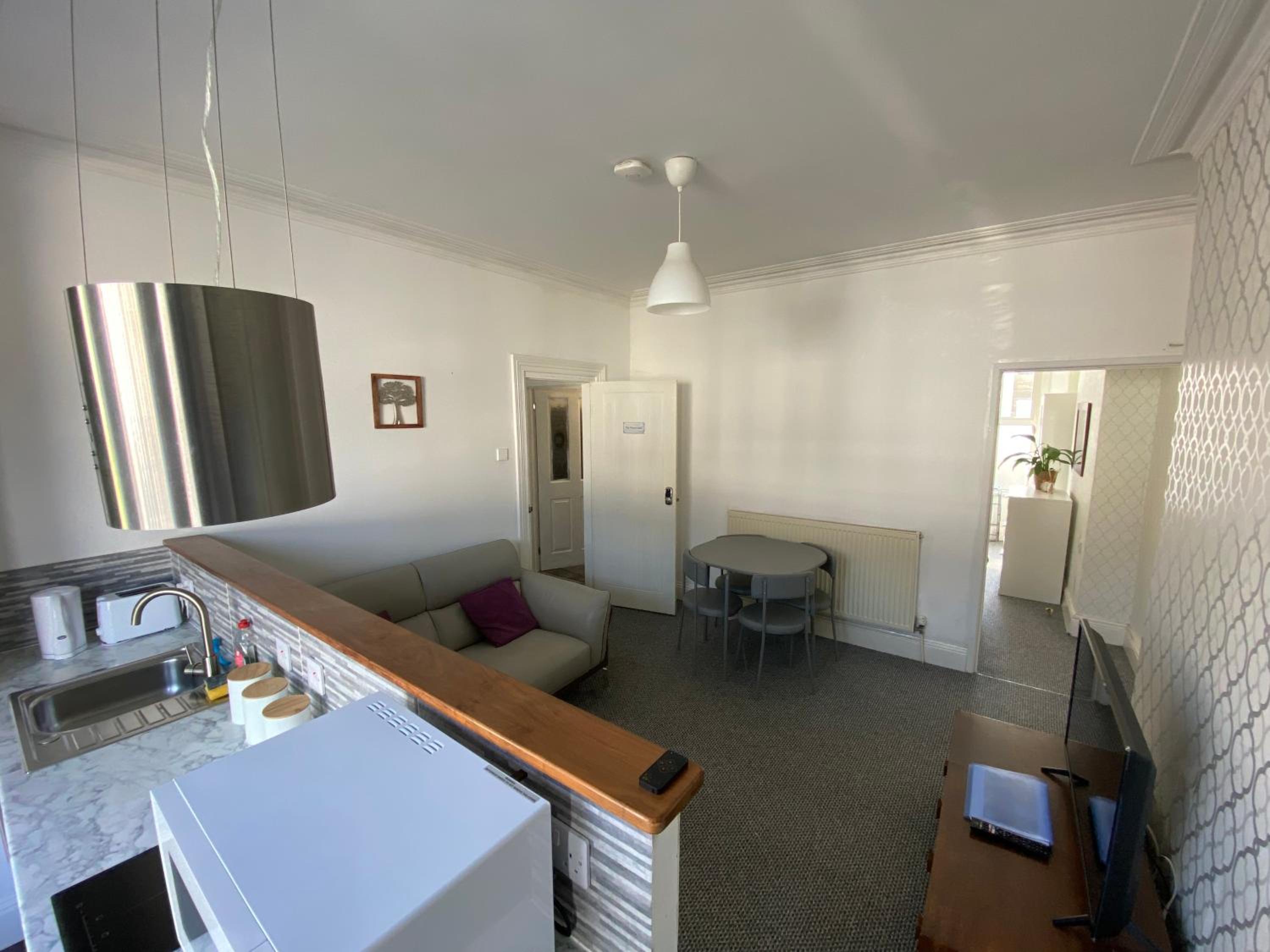 Apartment - Photo 13