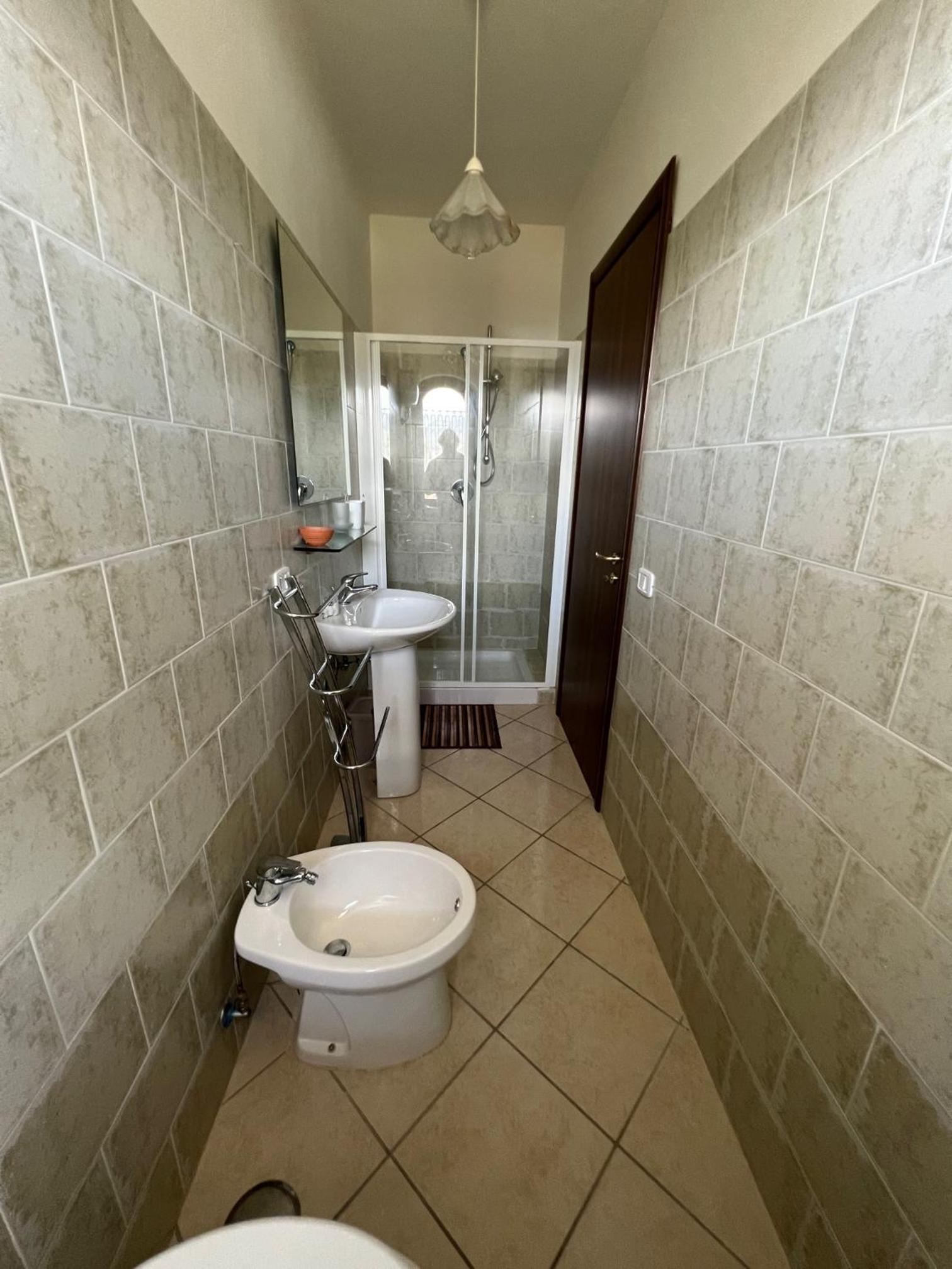 Large Double Room photo 2