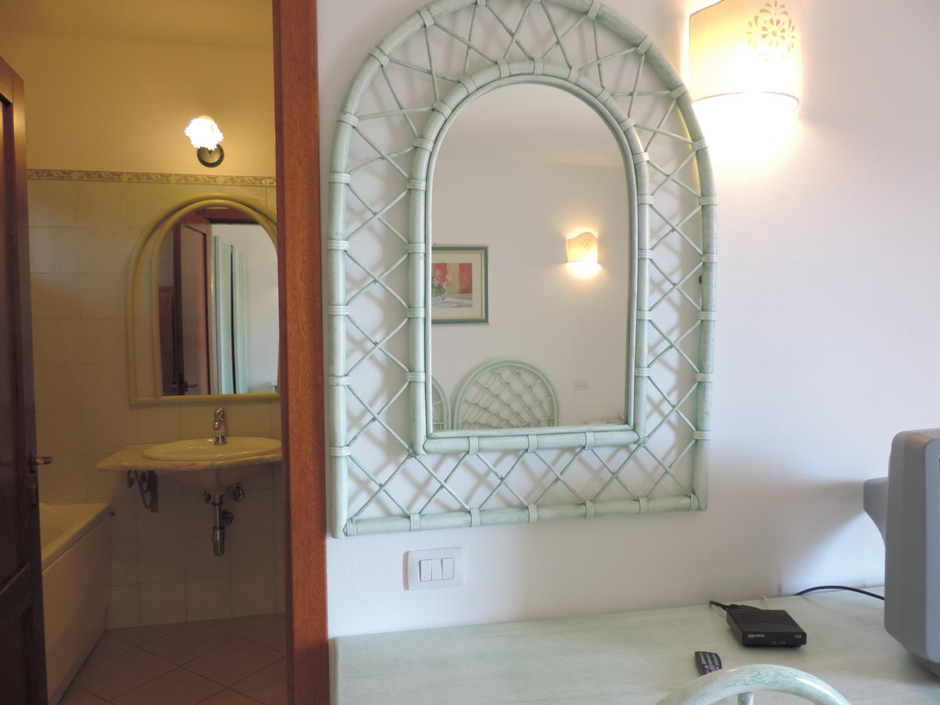 Double Room - Photo 24