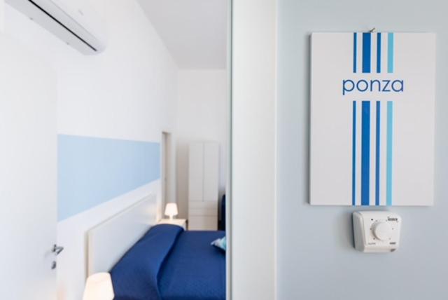 Deluxe Family Suite photo 1