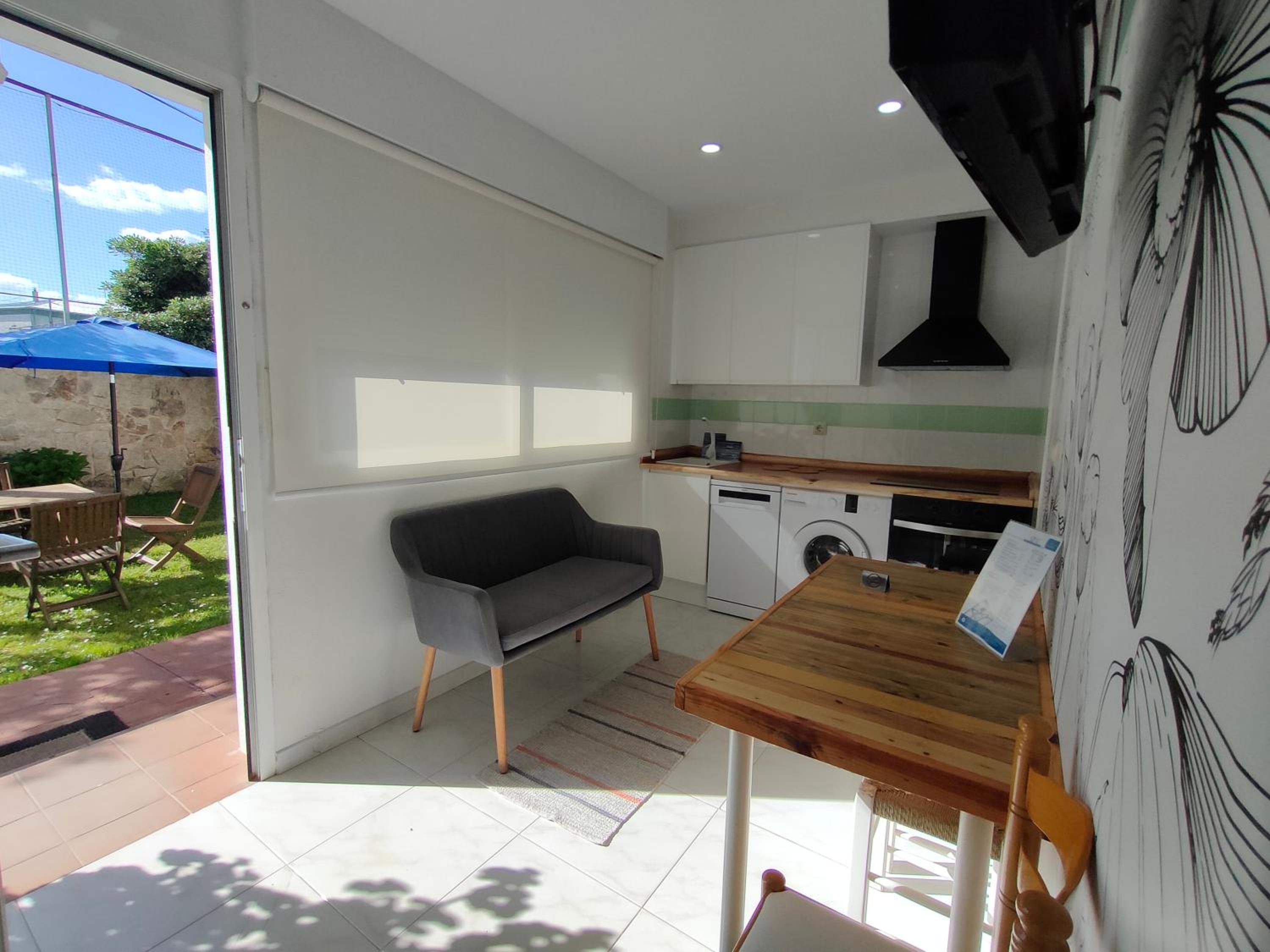 Two-Bedroom Apartment With Garden View photo 2