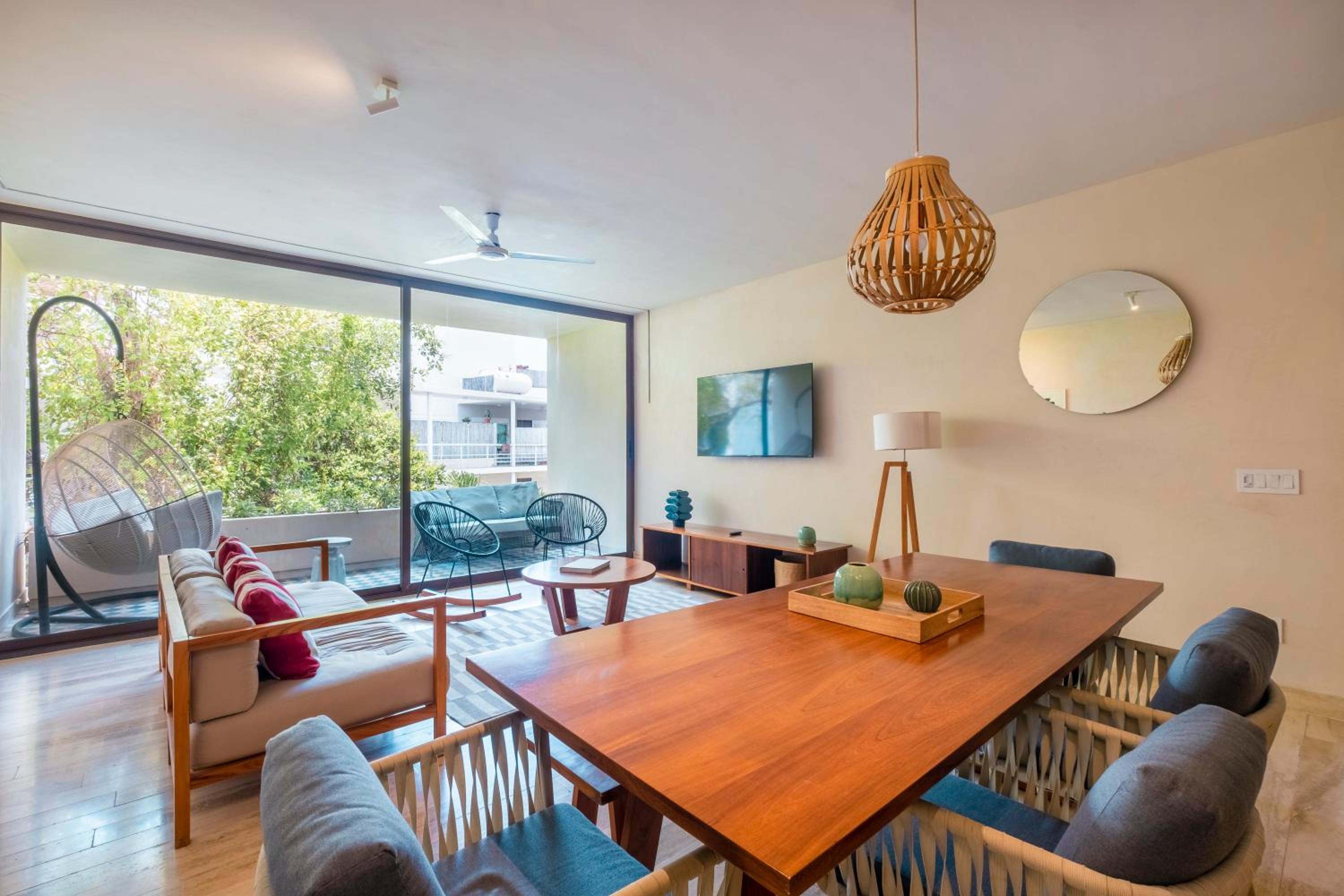 Three-Bedroom Apartment - Photo 25