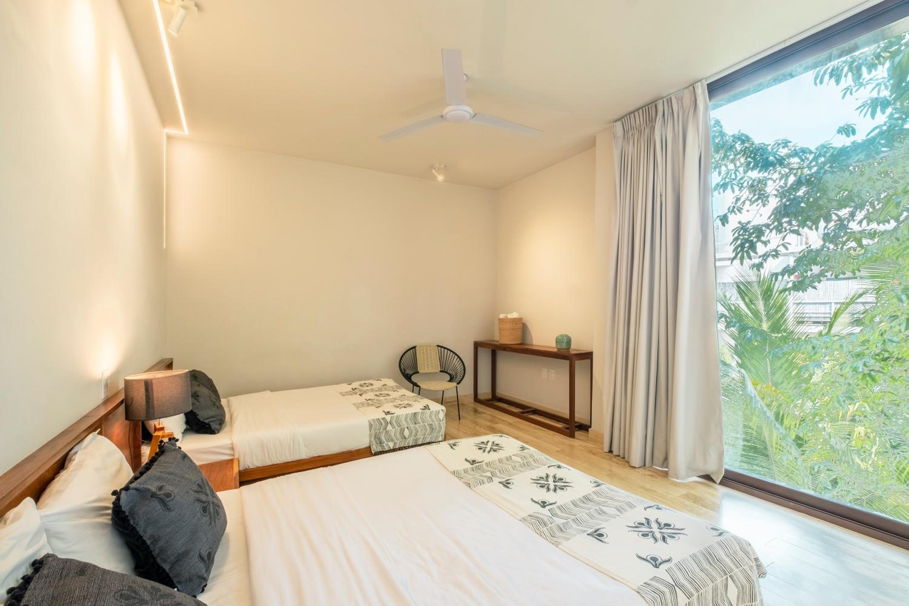 Three-Bedroom Apartment - Photo 4