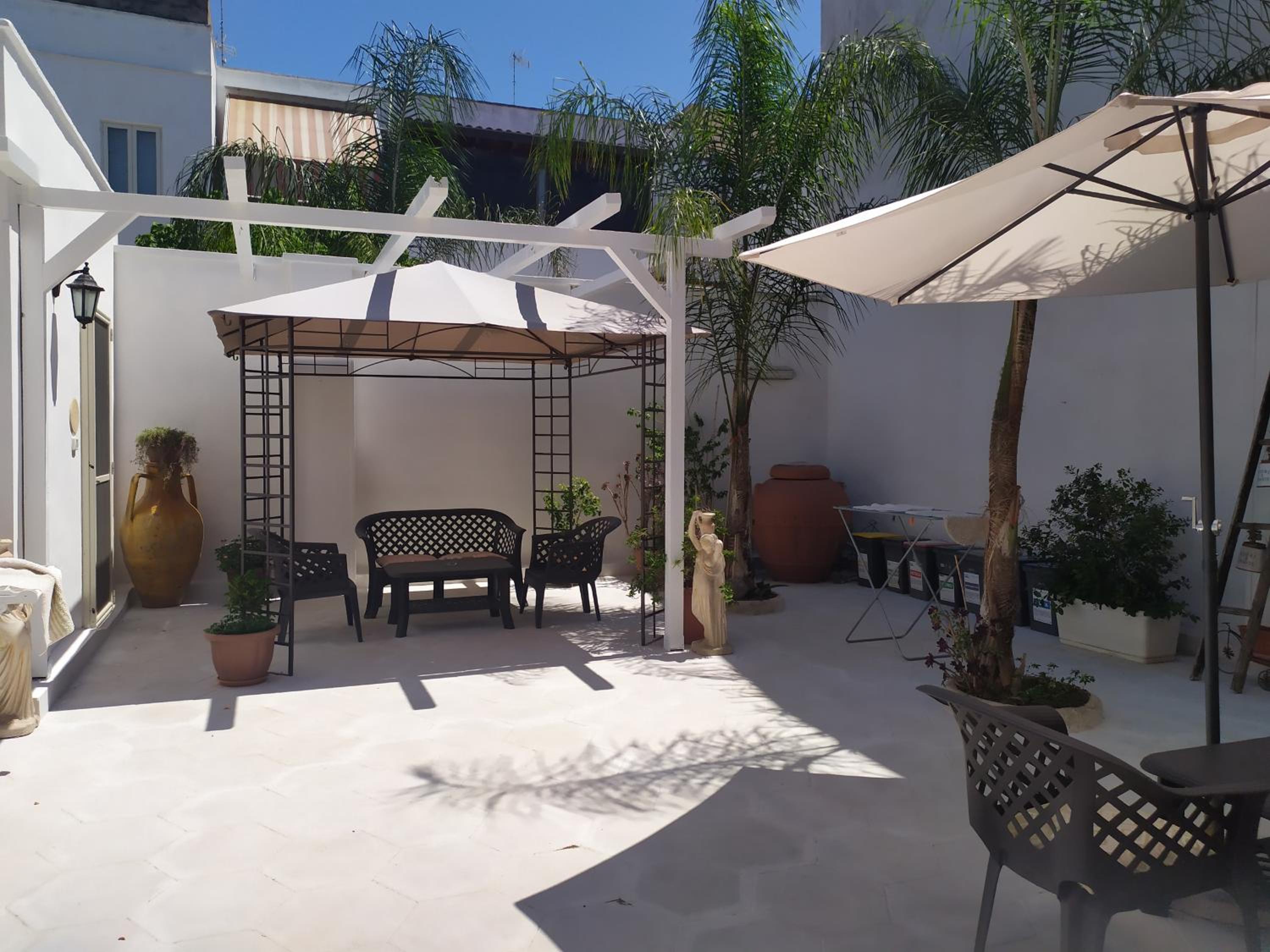 Apartment - Ground Floor photo 2