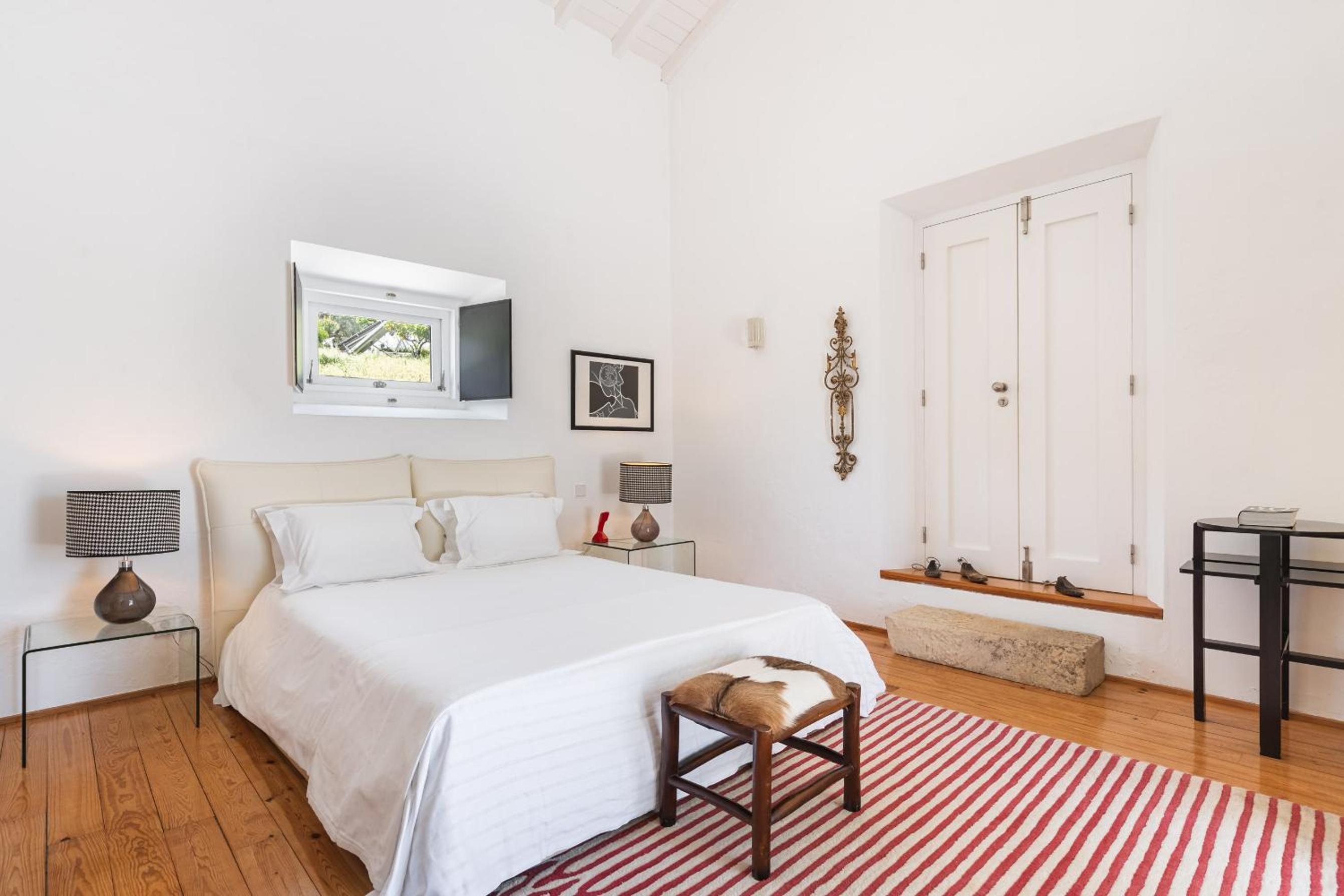 Double Room - Photo 5