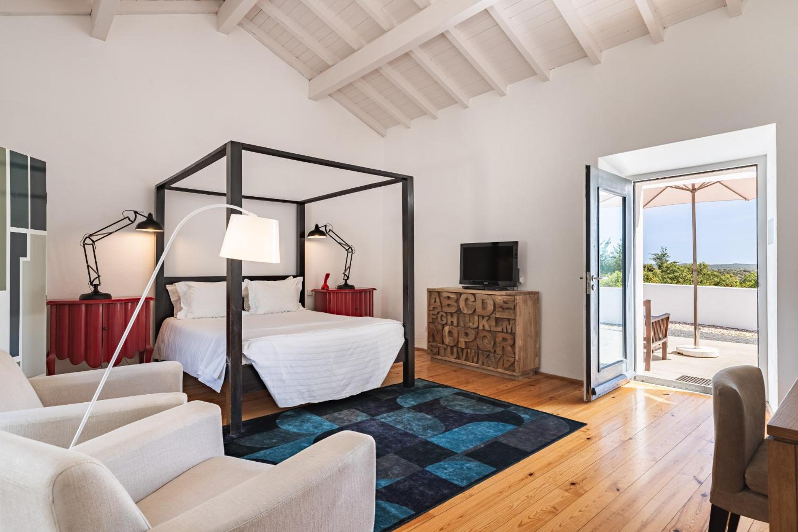 Double Room - Photo 13
