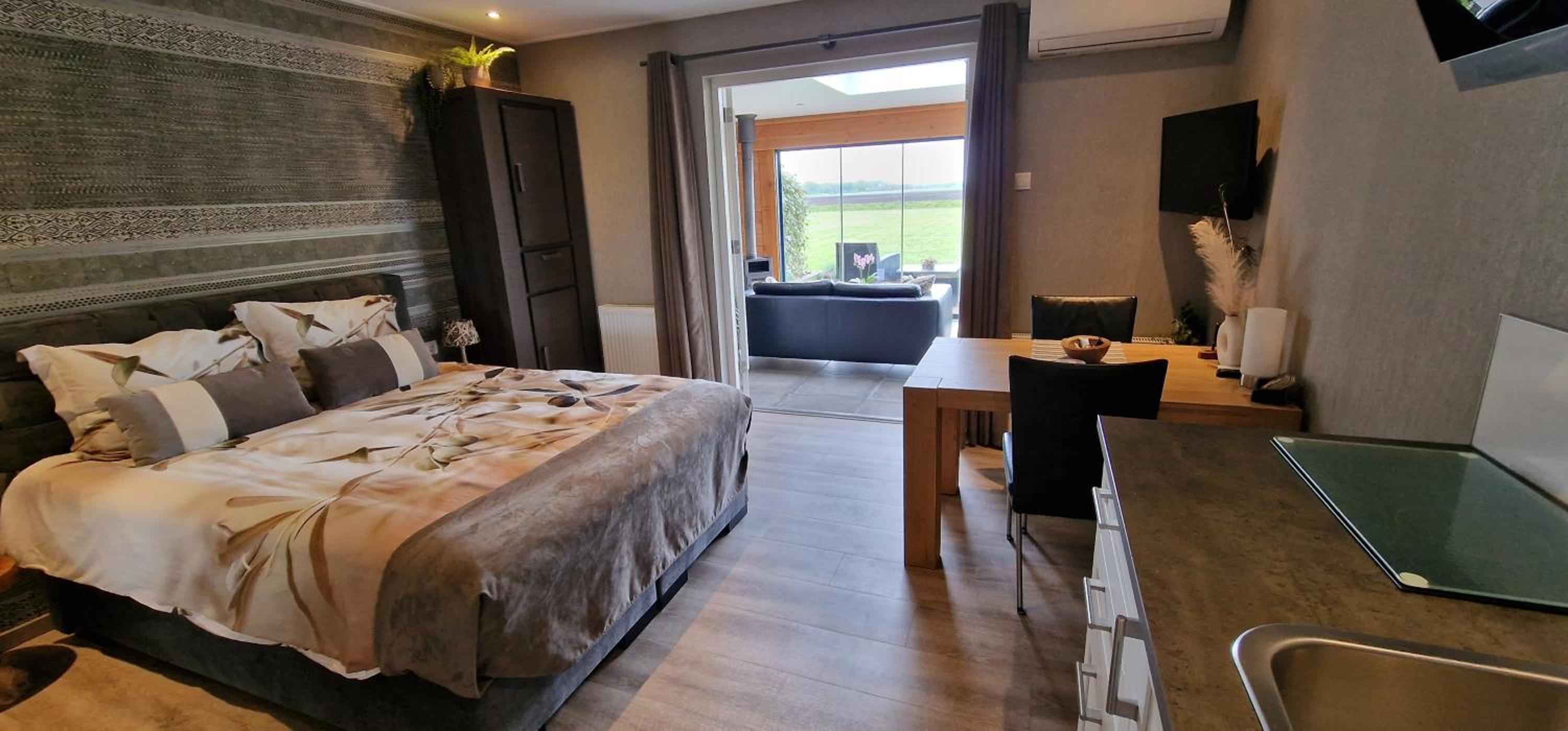 Suite photo 1