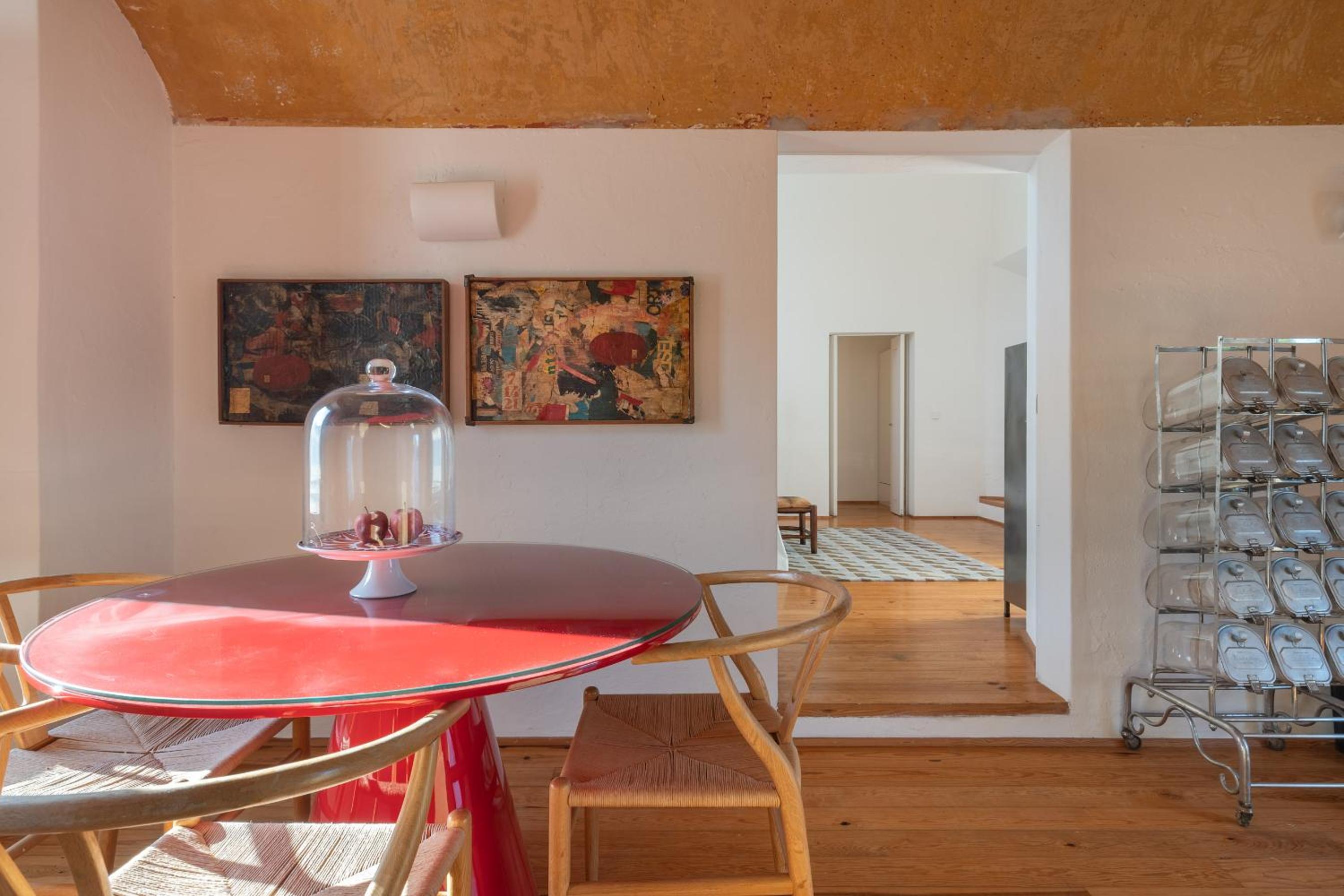 Superior Suite - Photo 12