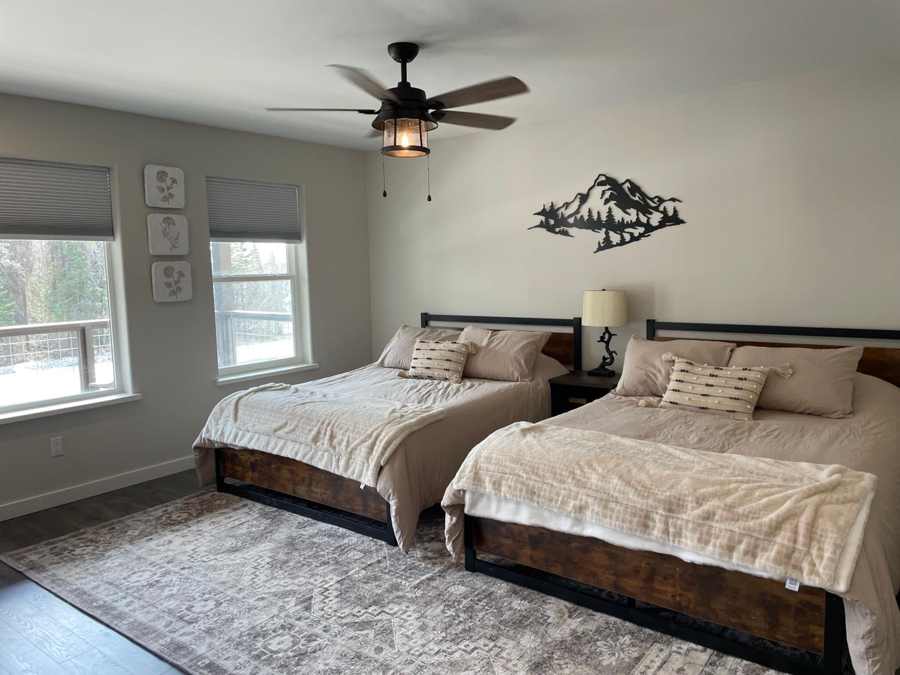 Deluxe Queen Room - Photo 5