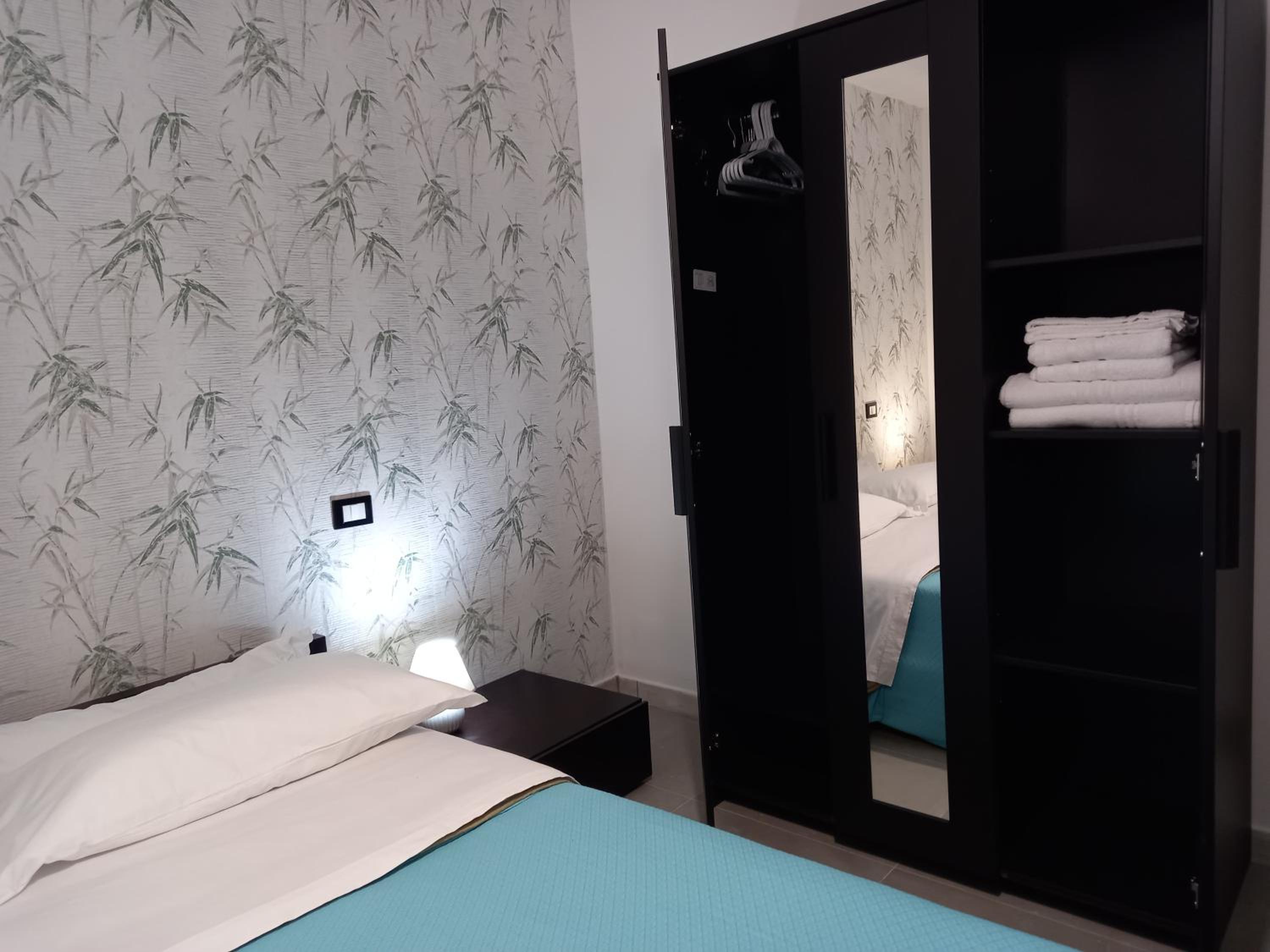 Double Room with Private Bathroom photo 3