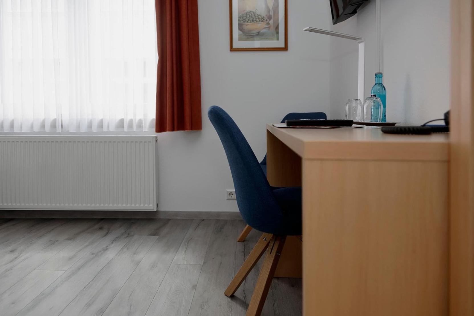 Double Room - Photo 7