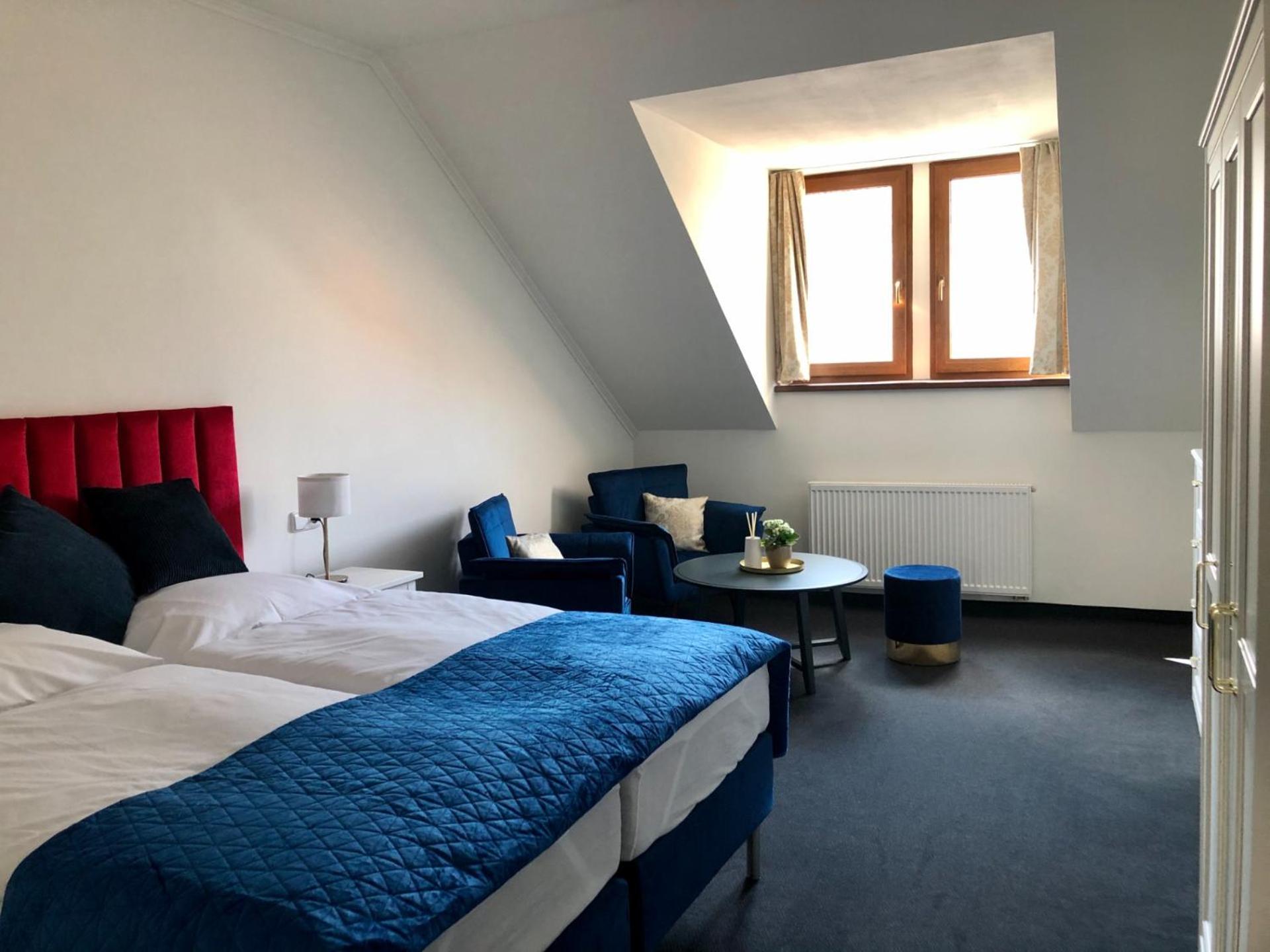 Large Double Room photo 1