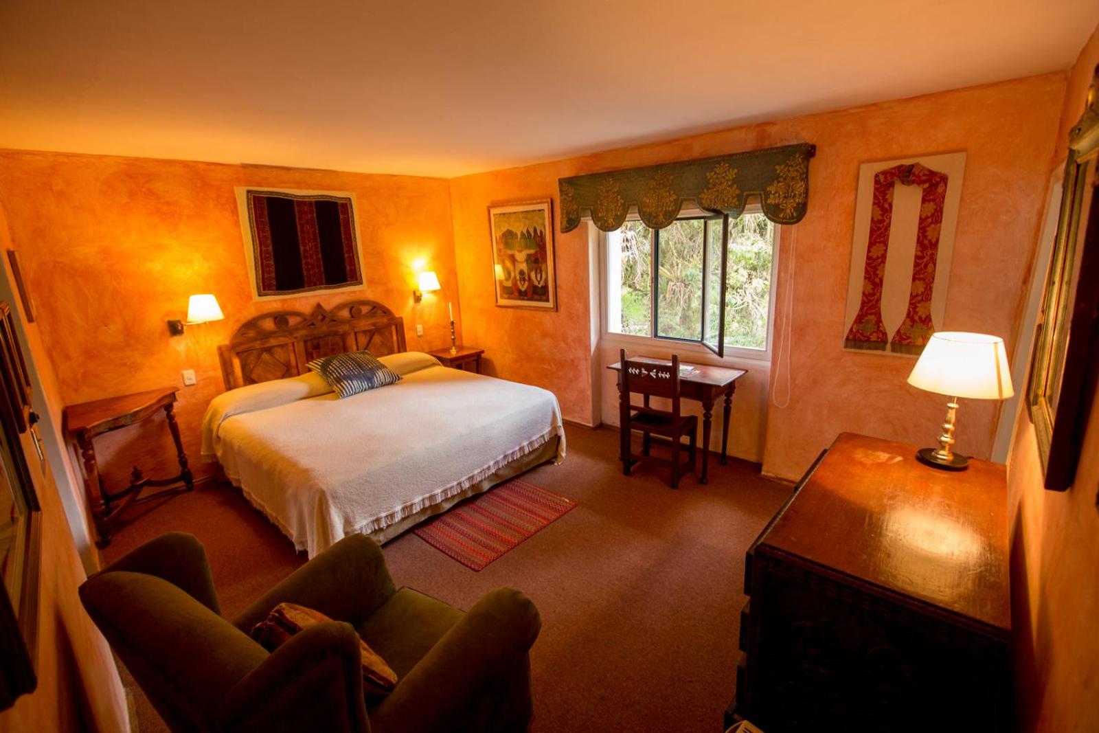 Double Room - Photo 5